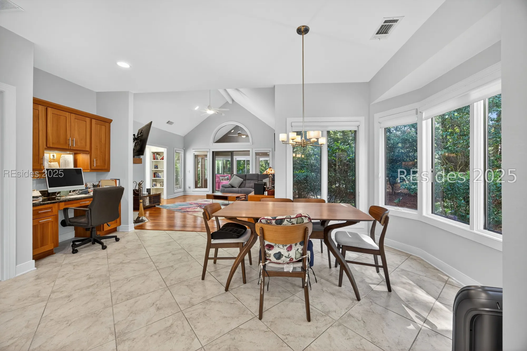 Property Slideshow image 20 of 76 | 14 pheasant run, Hilton Head Island, SC, 29926