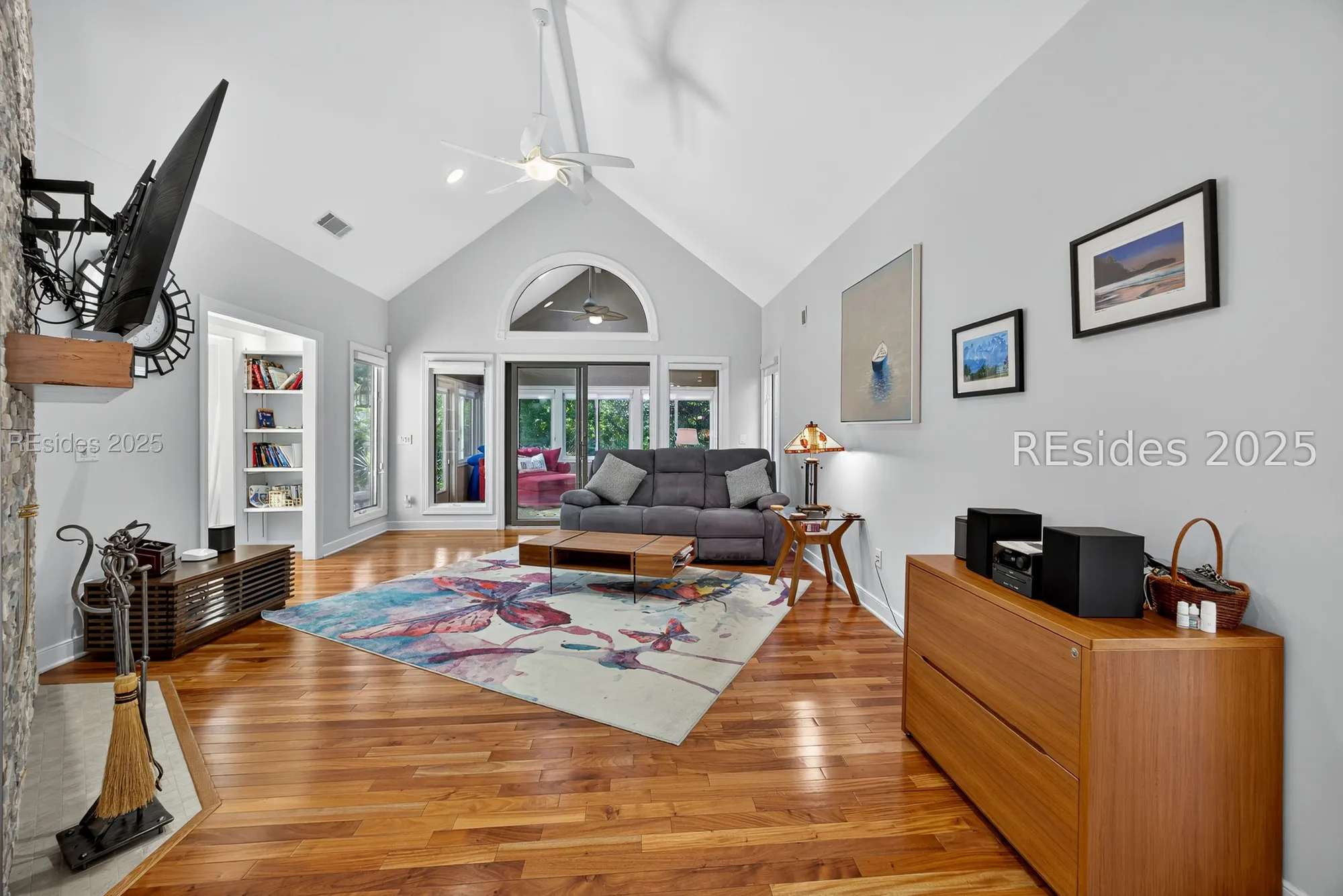 Property Slideshow image 22 of 76 | 14 pheasant run, Hilton Head Island, SC, 29926