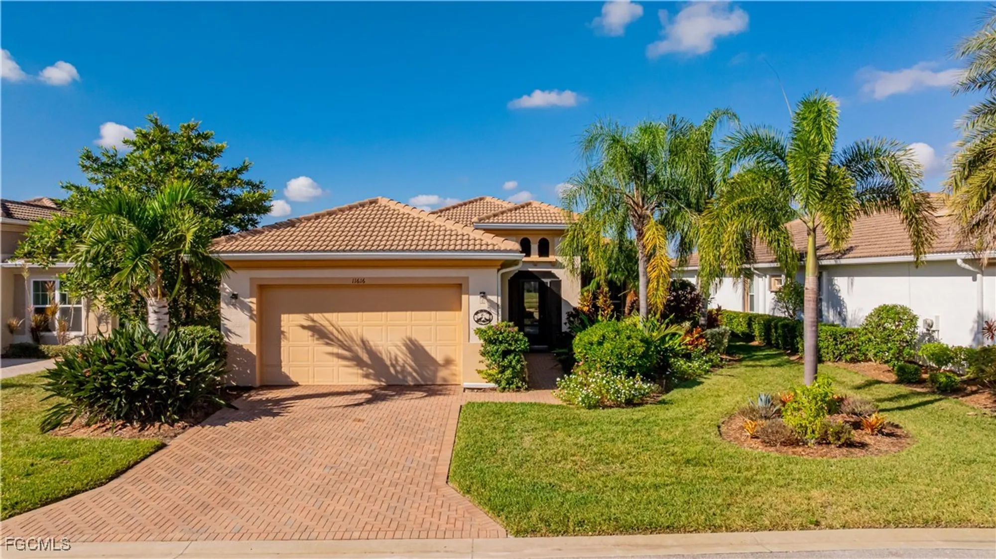 Property Slideshow image 42 of 50 | 11616 giulia dr, Fort Myers, FL, 33913