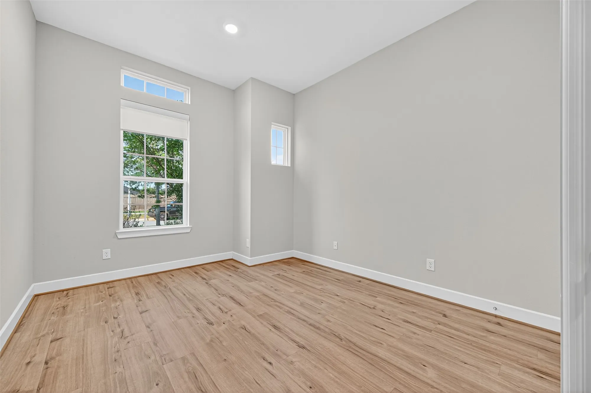 Property Slideshow image 14 of 44 | 4714 copper falls ln, Fulshear, TX, 77441