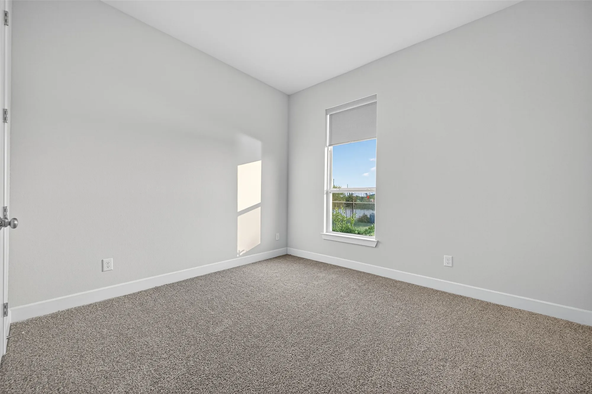 Property Slideshow image 15 of 44 | 4714 copper falls ln, Fulshear, TX, 77441