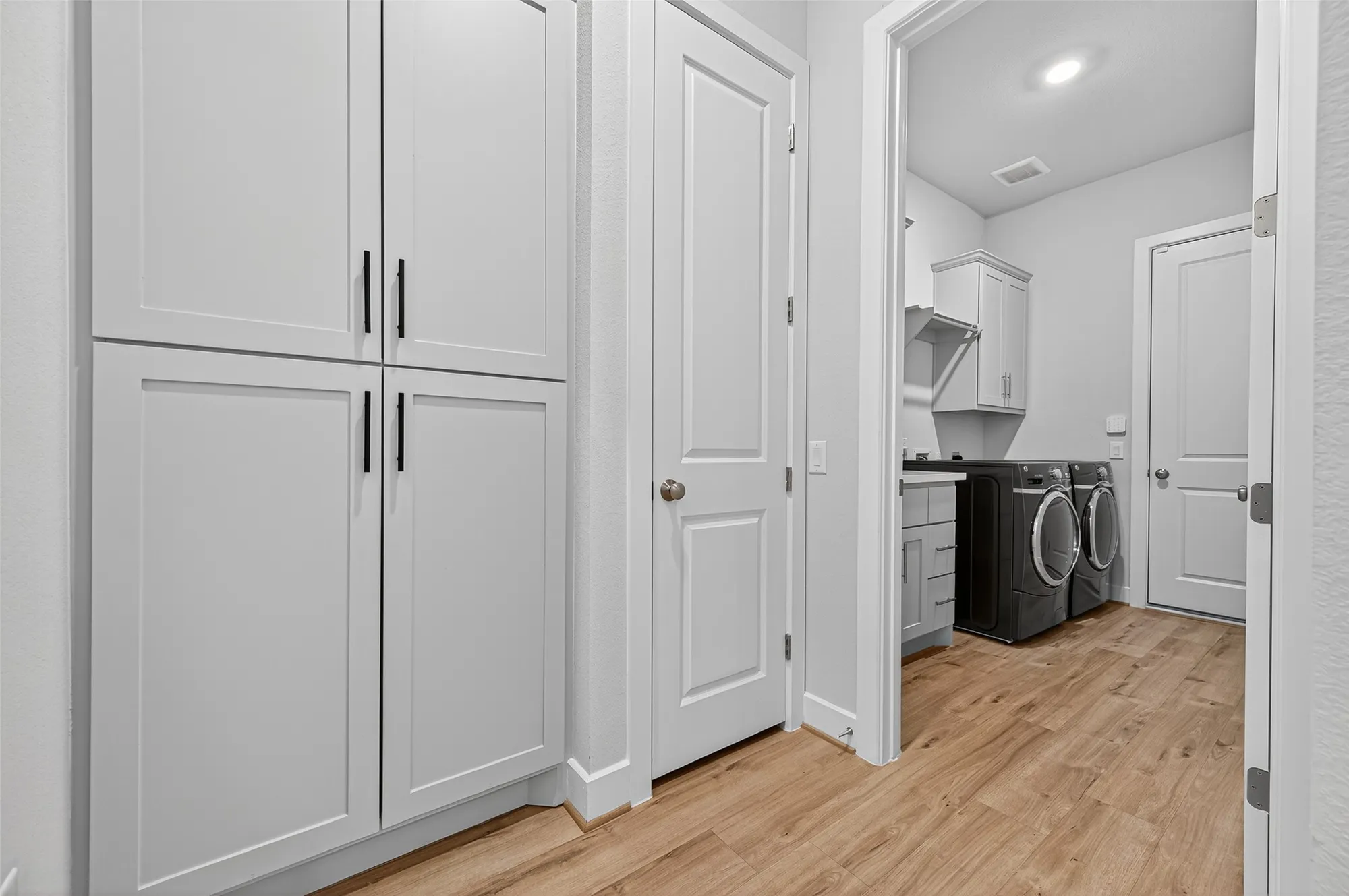 Property Slideshow image 19 of 44 | 4714 copper falls ln, Fulshear, TX, 77441