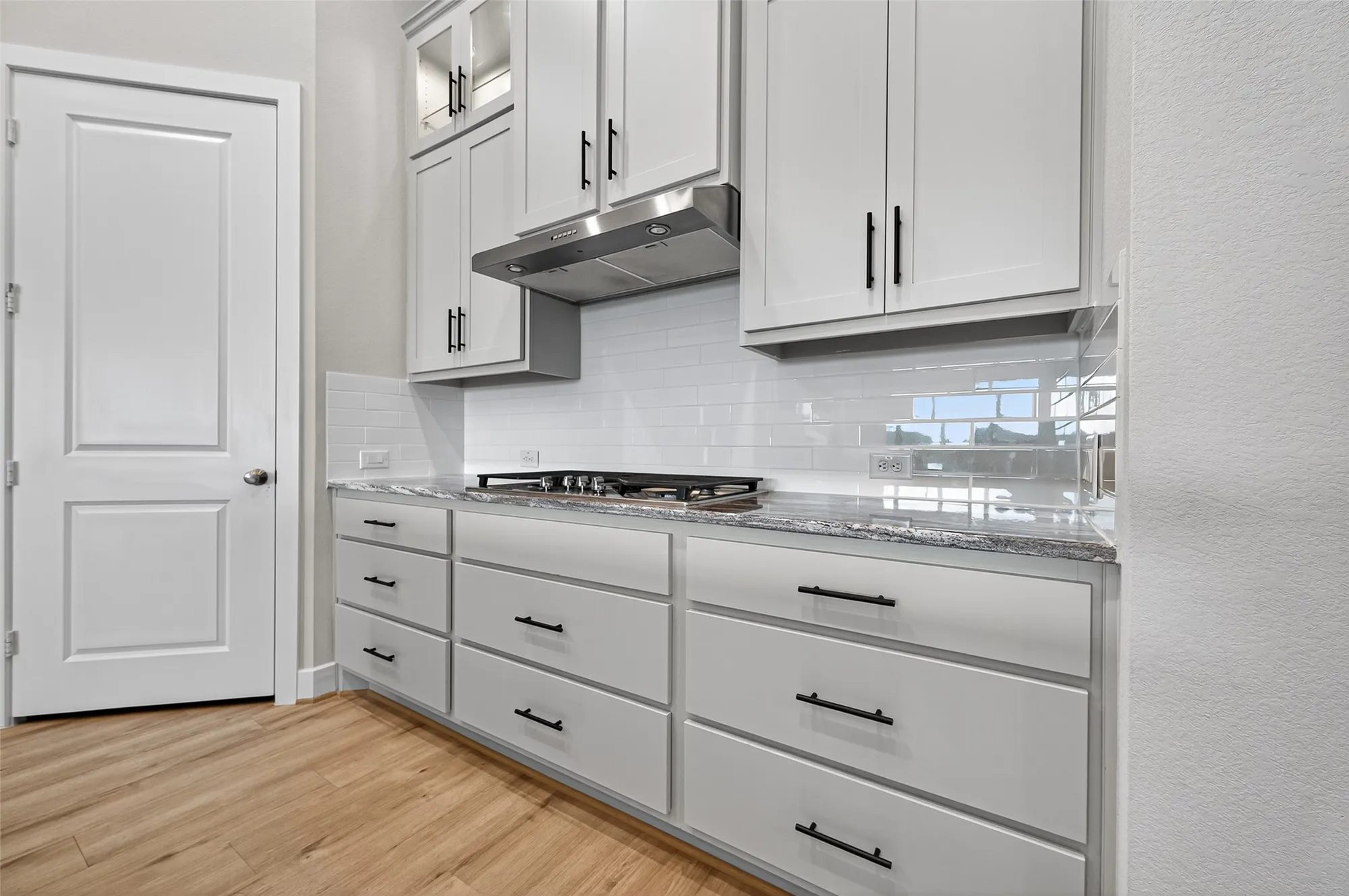 Property Slideshow image 11 of 44 | 4714 copper falls ln, Fulshear, TX, 77441