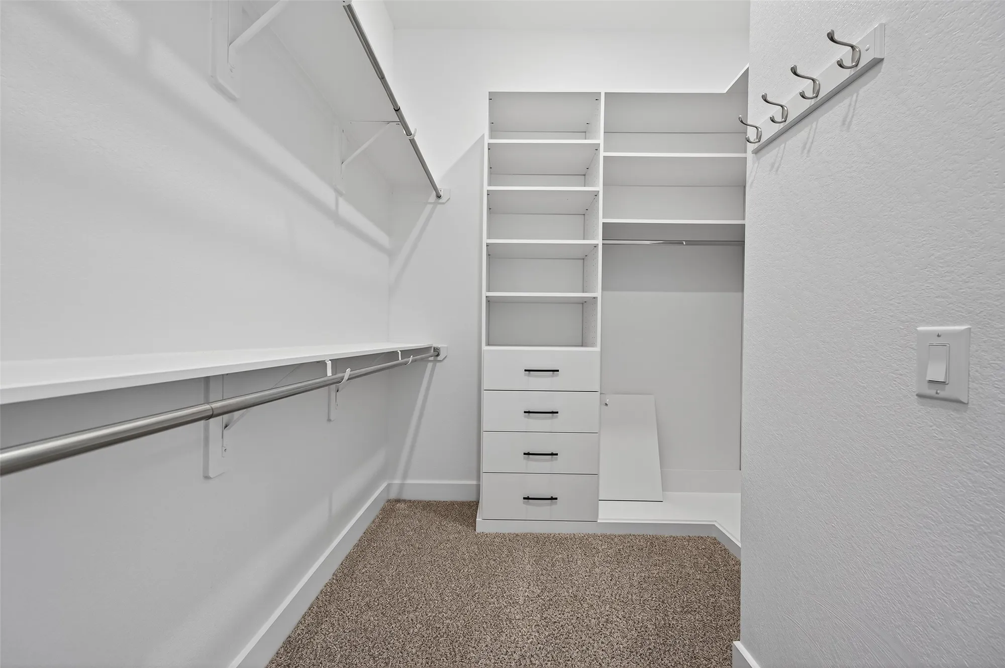 Property Slideshow image 26 of 44 | 4714 copper falls ln, Fulshear, TX, 77441