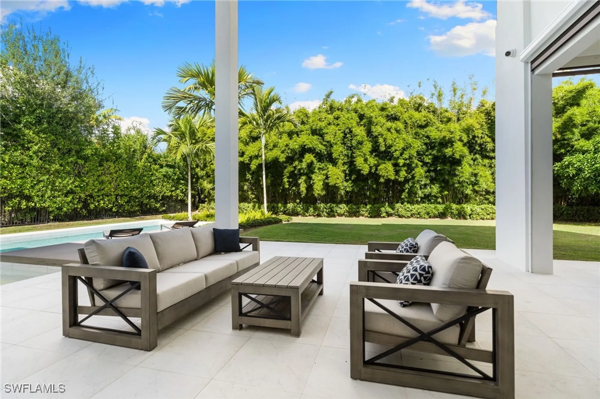 Property Slideshow image 12 of 17 | 641 starboard dr, Naples, FL, 34103