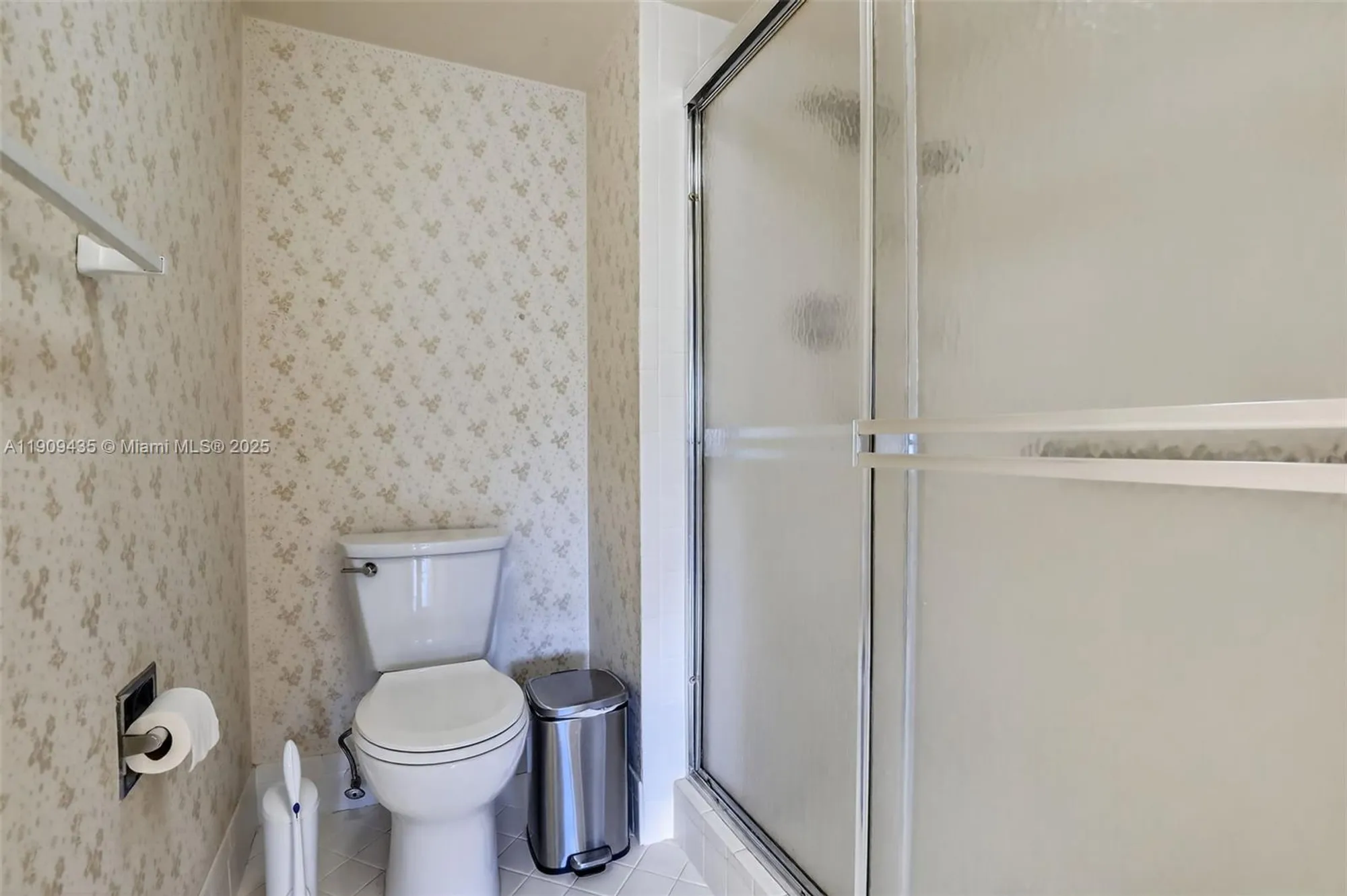 Property Slideshow image 33 of 44 | 13105 sw 16th ct 407l, Pembroke Pines, FL, 33027