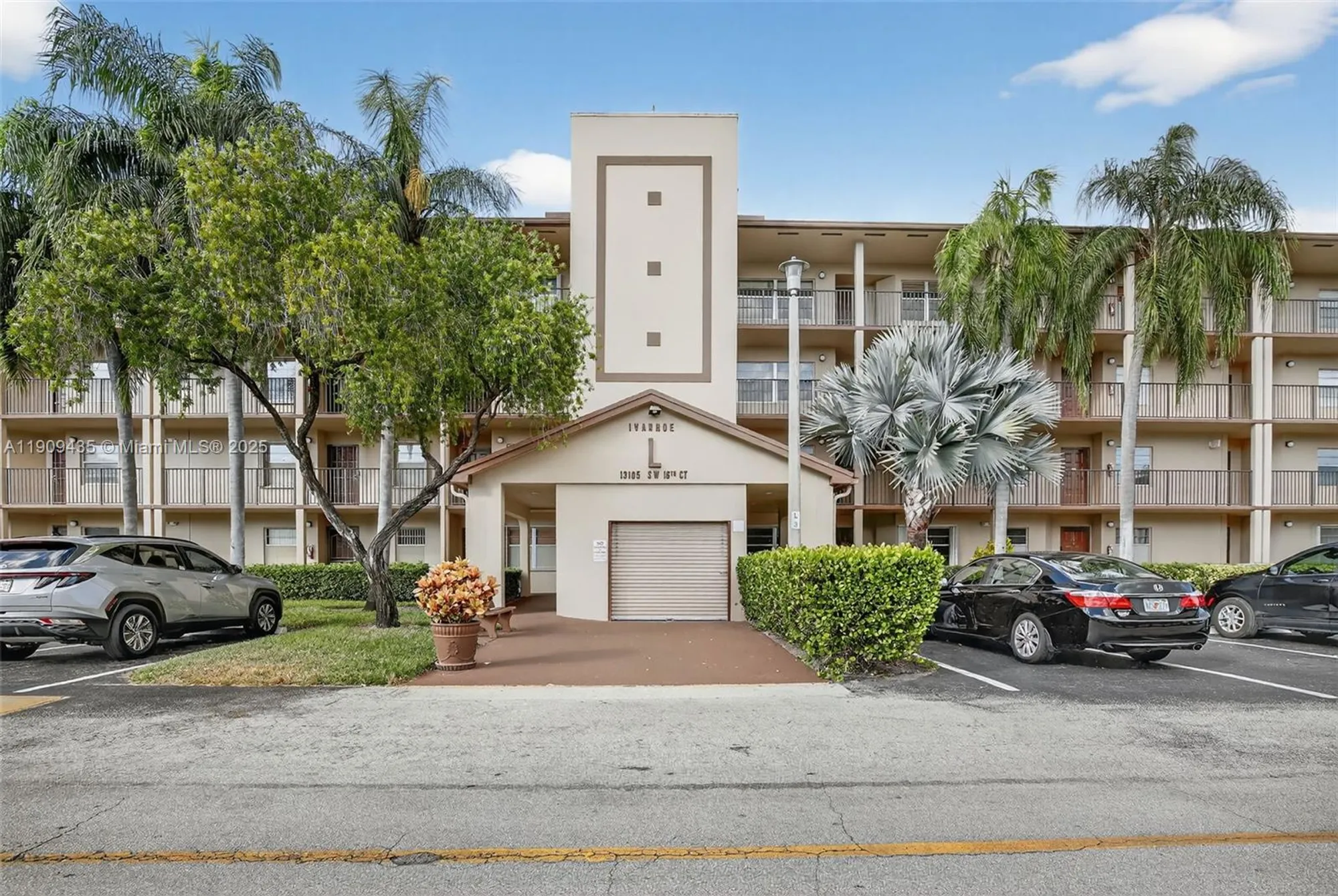 Property Slideshow image 42 of 44 | 13105 sw 16th ct 407l, Pembroke Pines, FL, 33027