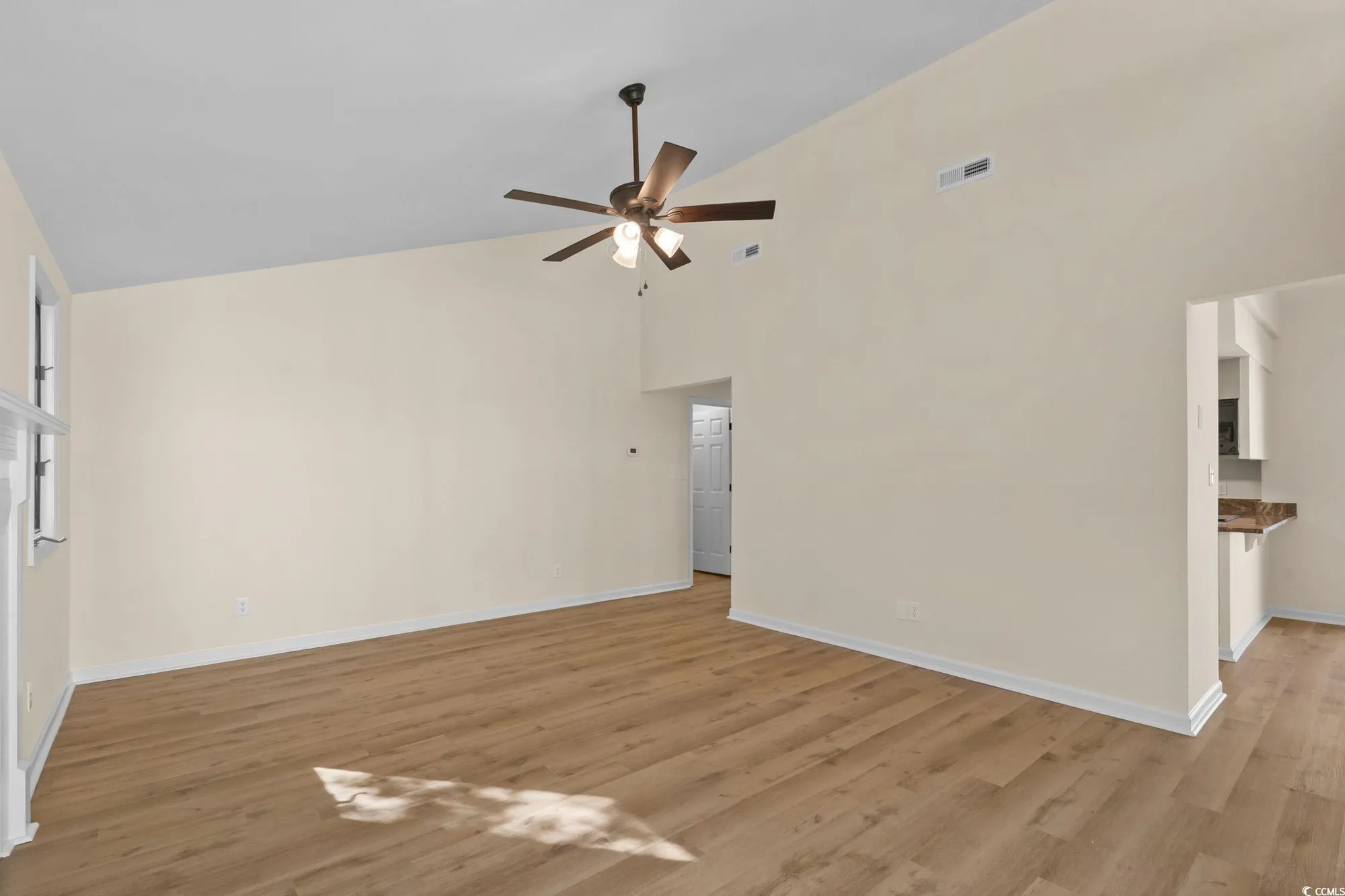 Property Slideshow image 15 of 40 | 102 saint andrews ln, Myrtle Beach, SC, 29588