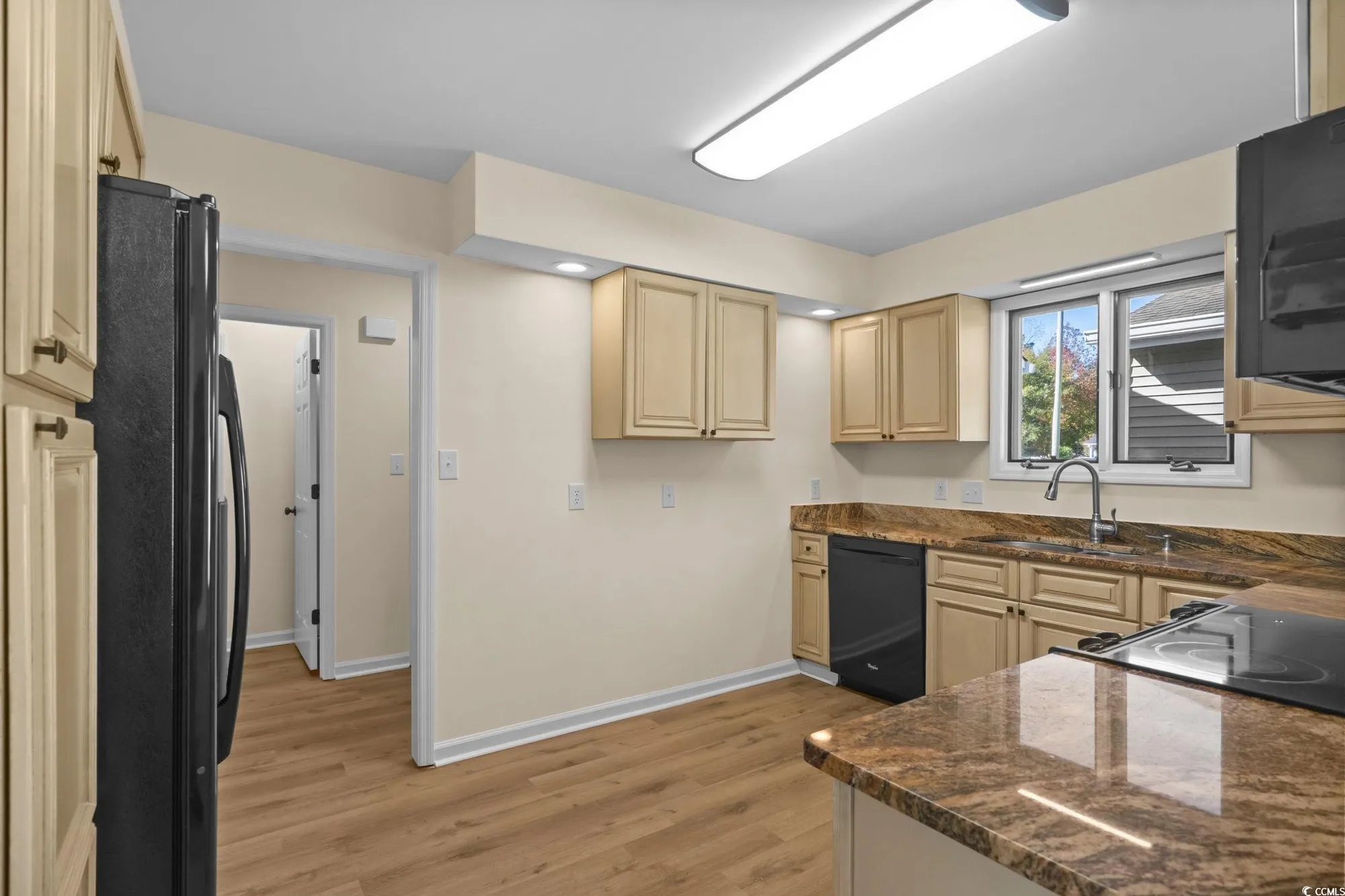 Property Slideshow image 18 of 40 | 102 saint andrews ln, Myrtle Beach, SC, 29588