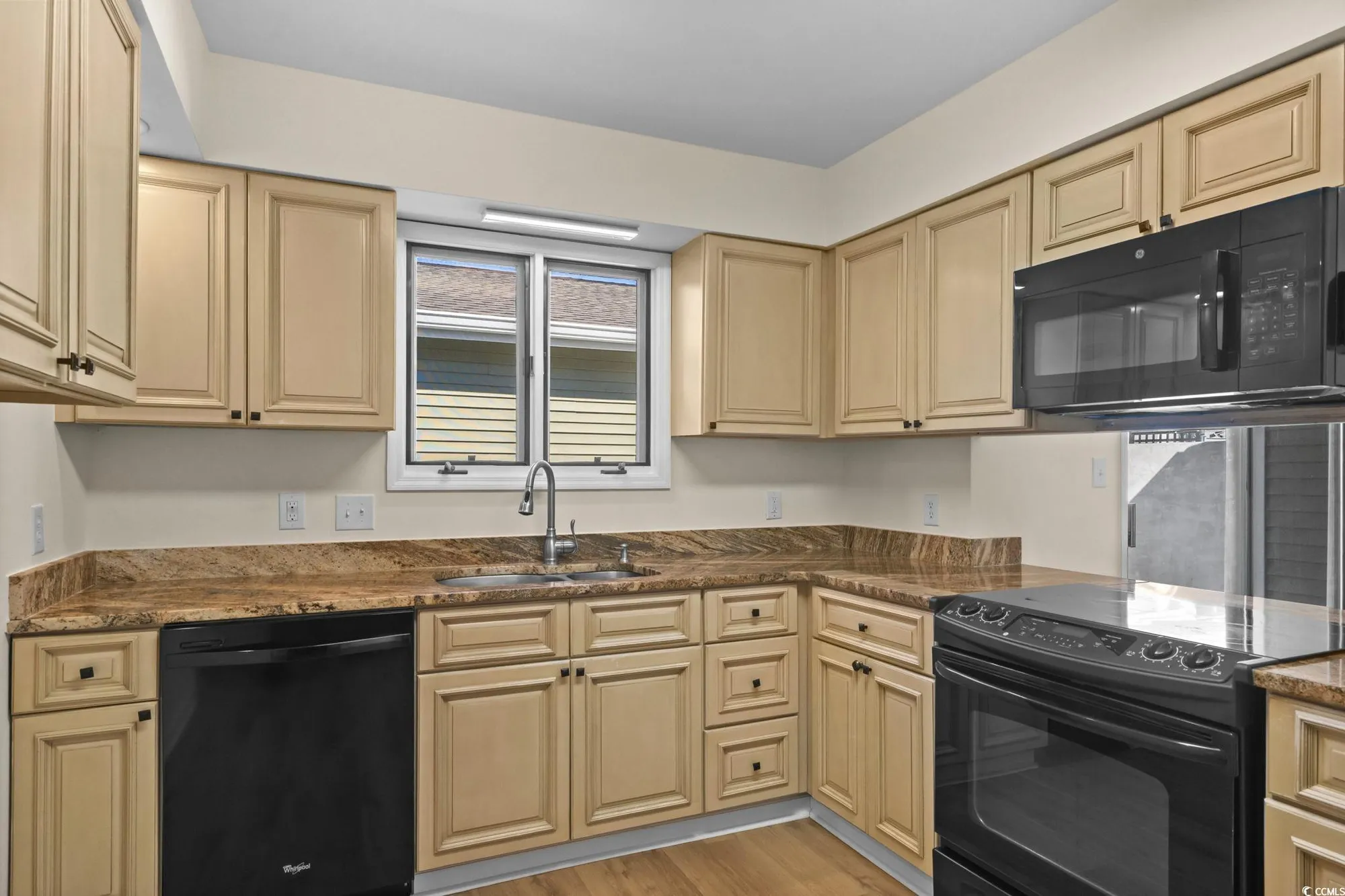 Property Slideshow image 21 of 40 | 102 saint andrews ln, Myrtle Beach, SC, 29588