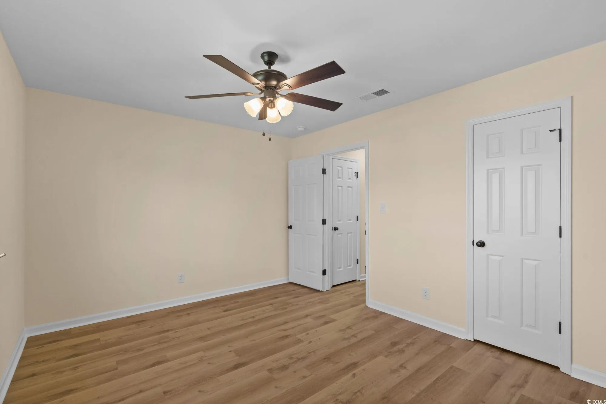 Property Slideshow image 31 of 40 | 102 saint andrews ln, Myrtle Beach, SC, 29588