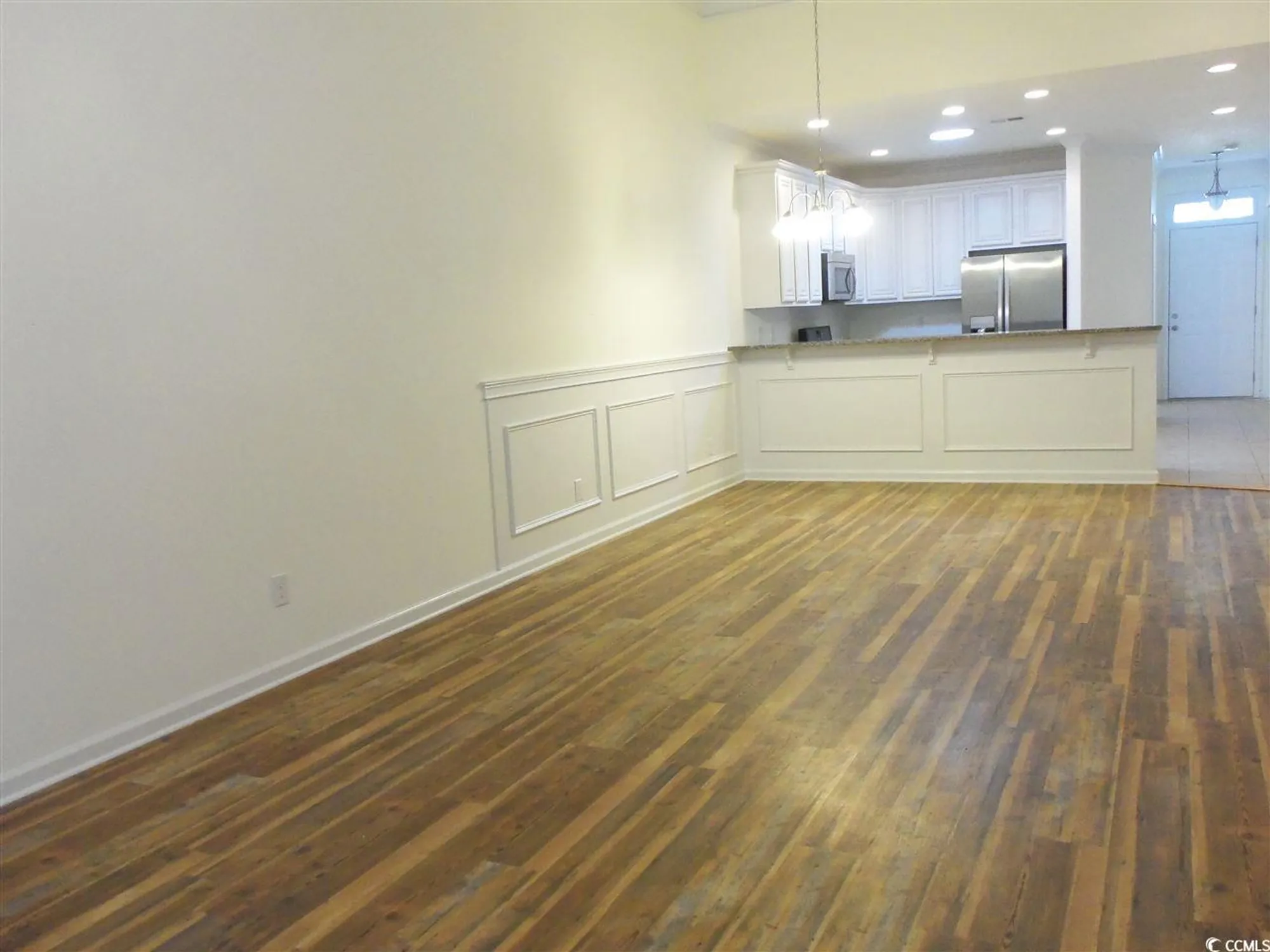 Property Slideshow image 4 of 36 | 501 aft ct # 102, Murrells Inlet, SC, 29576