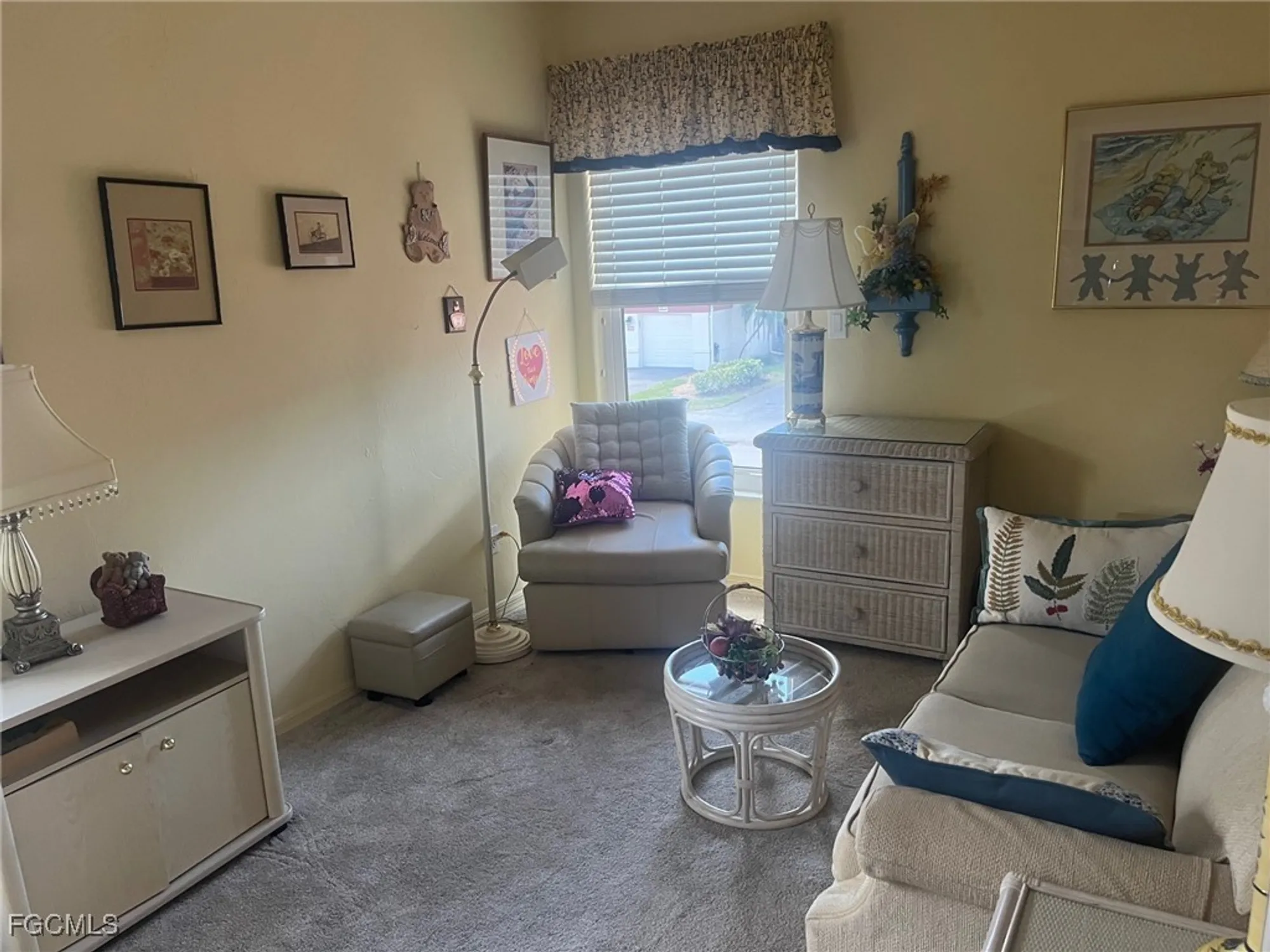 Property Slideshow image 14 of 44 | 13191 oakmont dr 8, Fort Myers, FL, 33907