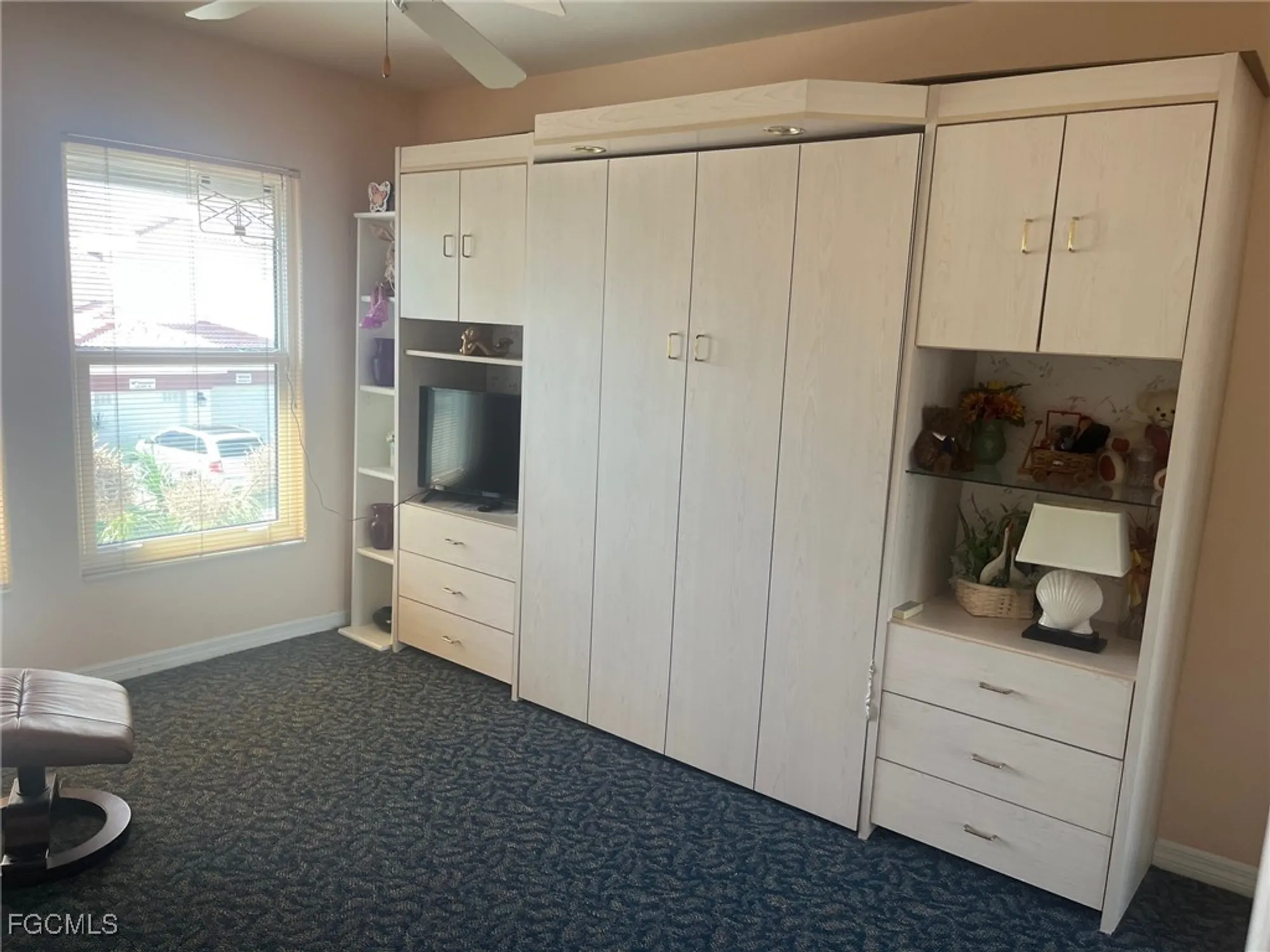 Property Slideshow image 16 of 44 | 13191 oakmont dr 8, Fort Myers, FL, 33907