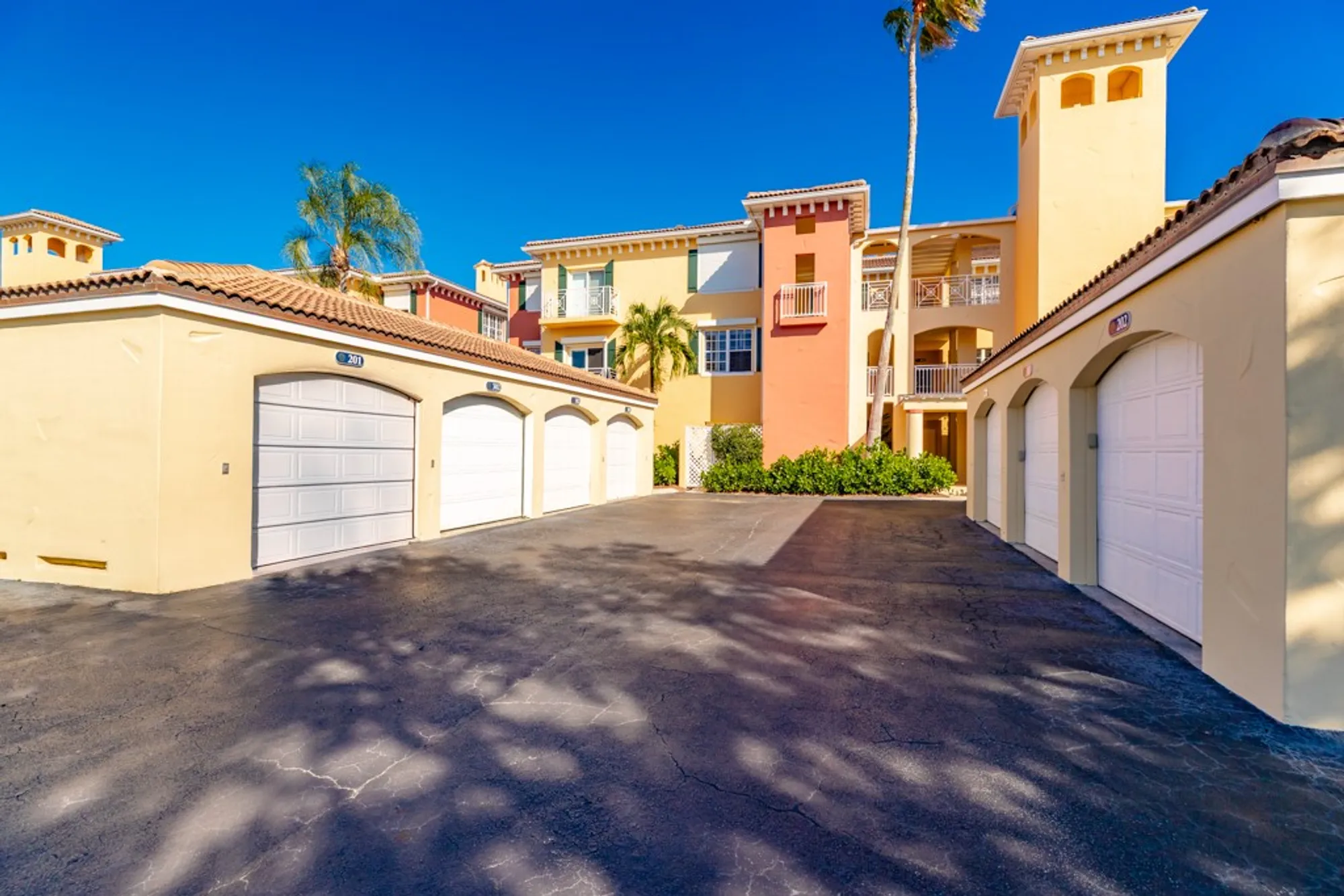 Property Slideshow image 36 of 36 | 5520 n harbor village dr apt 201, Vero Beach, FL, 32967