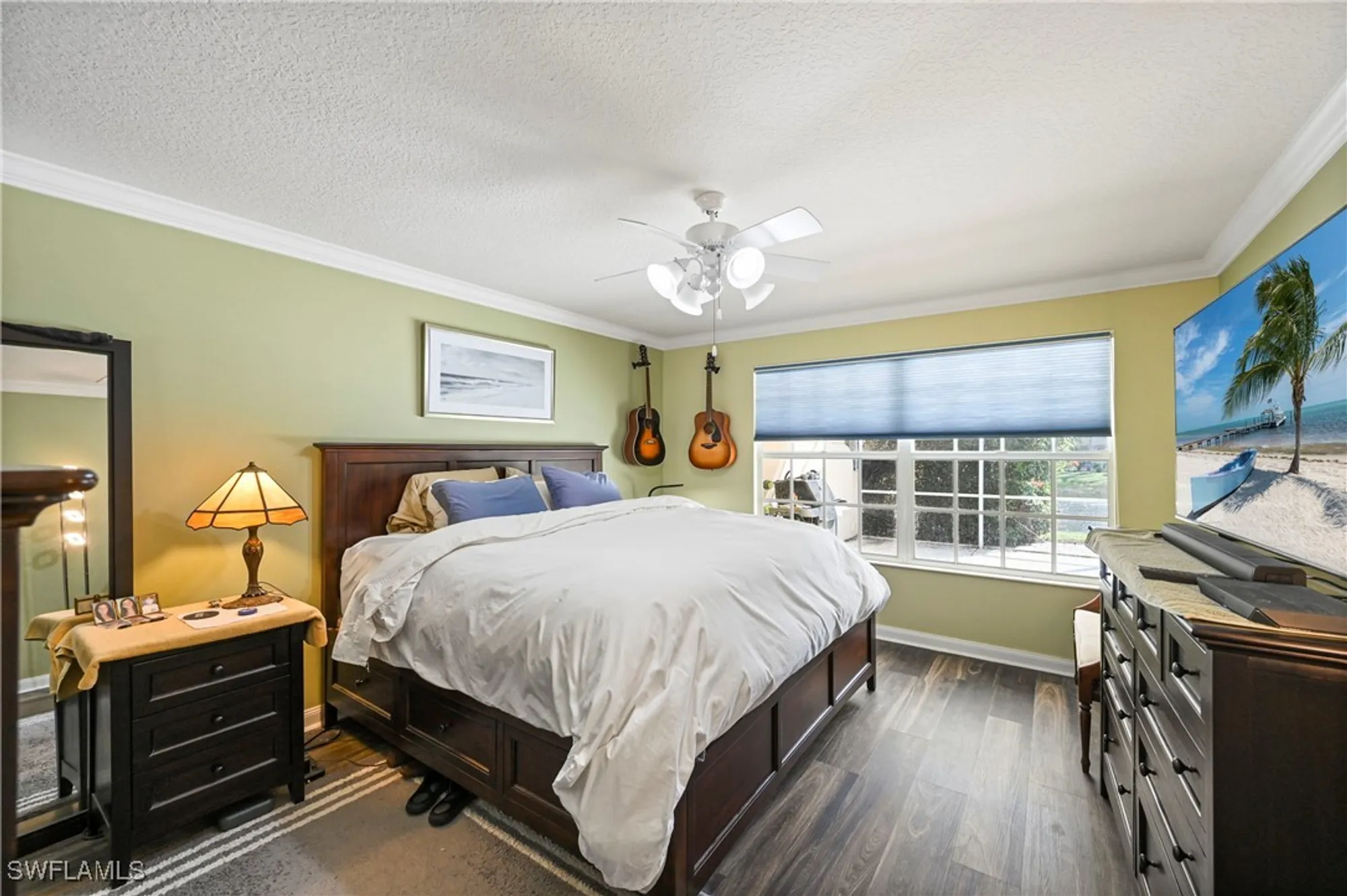 Property Slideshow image 12 of 24 | 4910 kingston way, Naples, FL, 34119