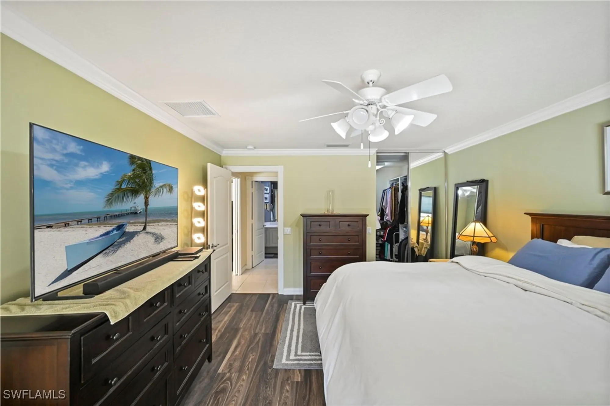 Property Slideshow image 13 of 24 | 4910 kingston way, Naples, FL, 34119