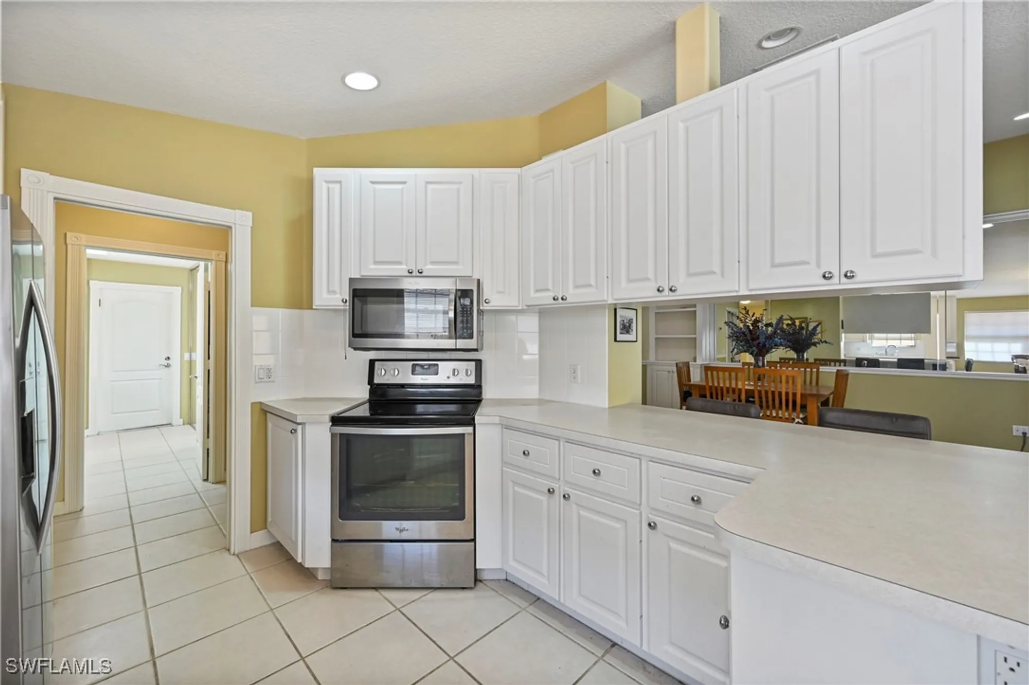 Property Slideshow image 5 of 24 | 4910 kingston way, Naples, FL, 34119