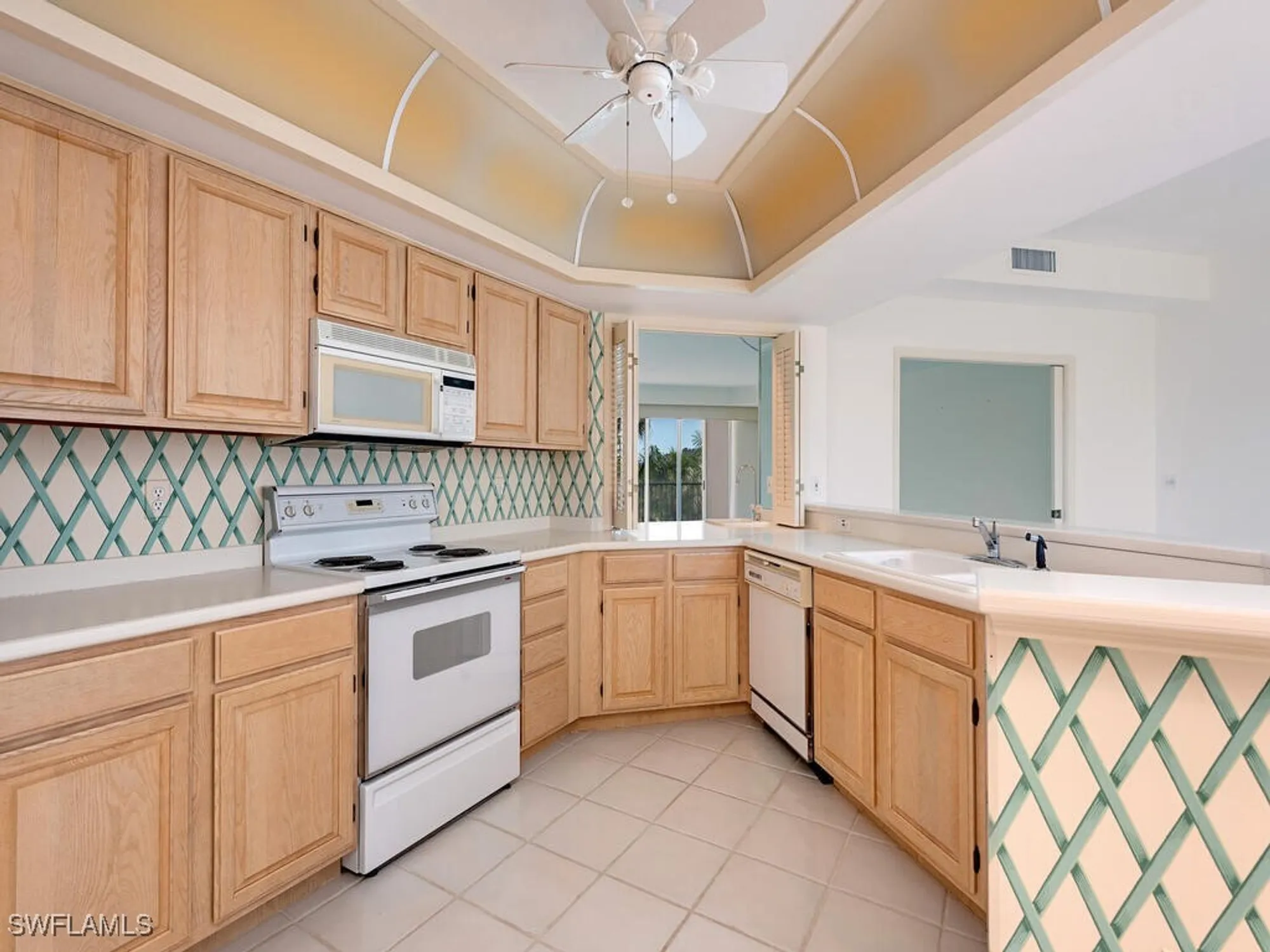 Property Slideshow image 5 of 23 | 8410 abbington cir a22, Naples, FL, 34108
