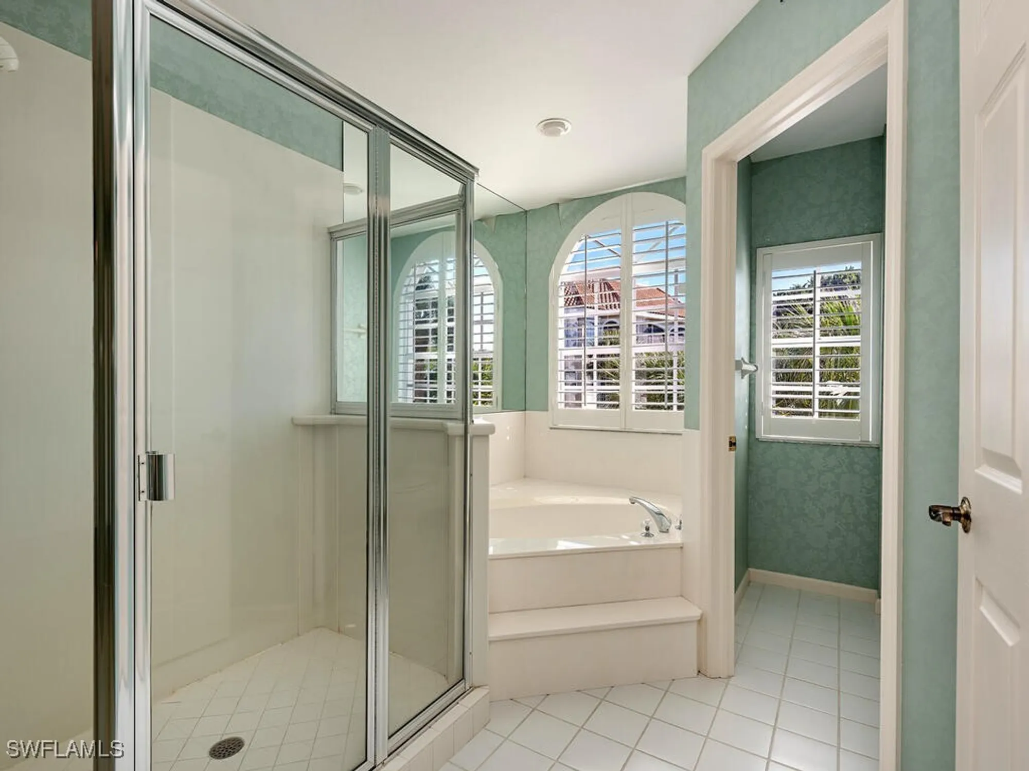 Property Slideshow image 8 of 23 | 8410 abbington cir a22, Naples, FL, 34108