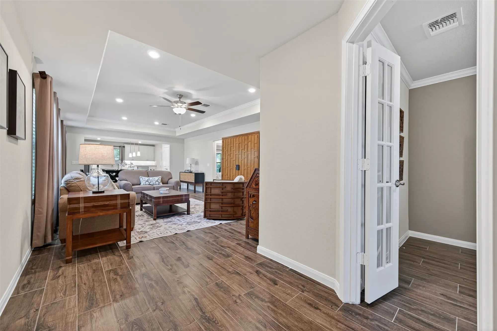 Property Slideshow image 12 of 42 | 269 flaxen chestnut, The Woodlands, TX, 77382