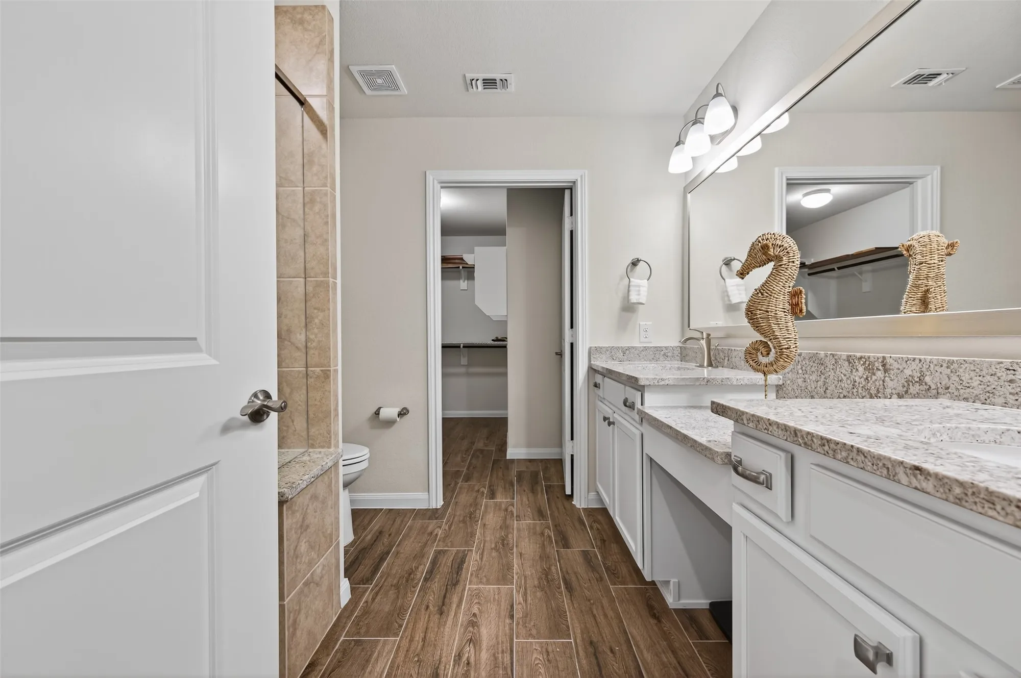Property Slideshow image 25 of 42 | 269 flaxen chestnut, The Woodlands, TX, 77382