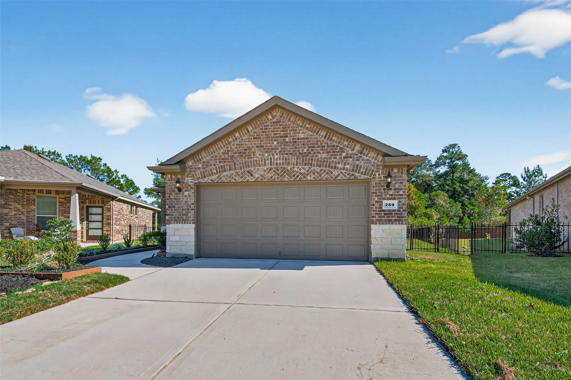 Property Slideshow image 42 of 42 | 269 flaxen chestnut, The Woodlands, TX, 77382