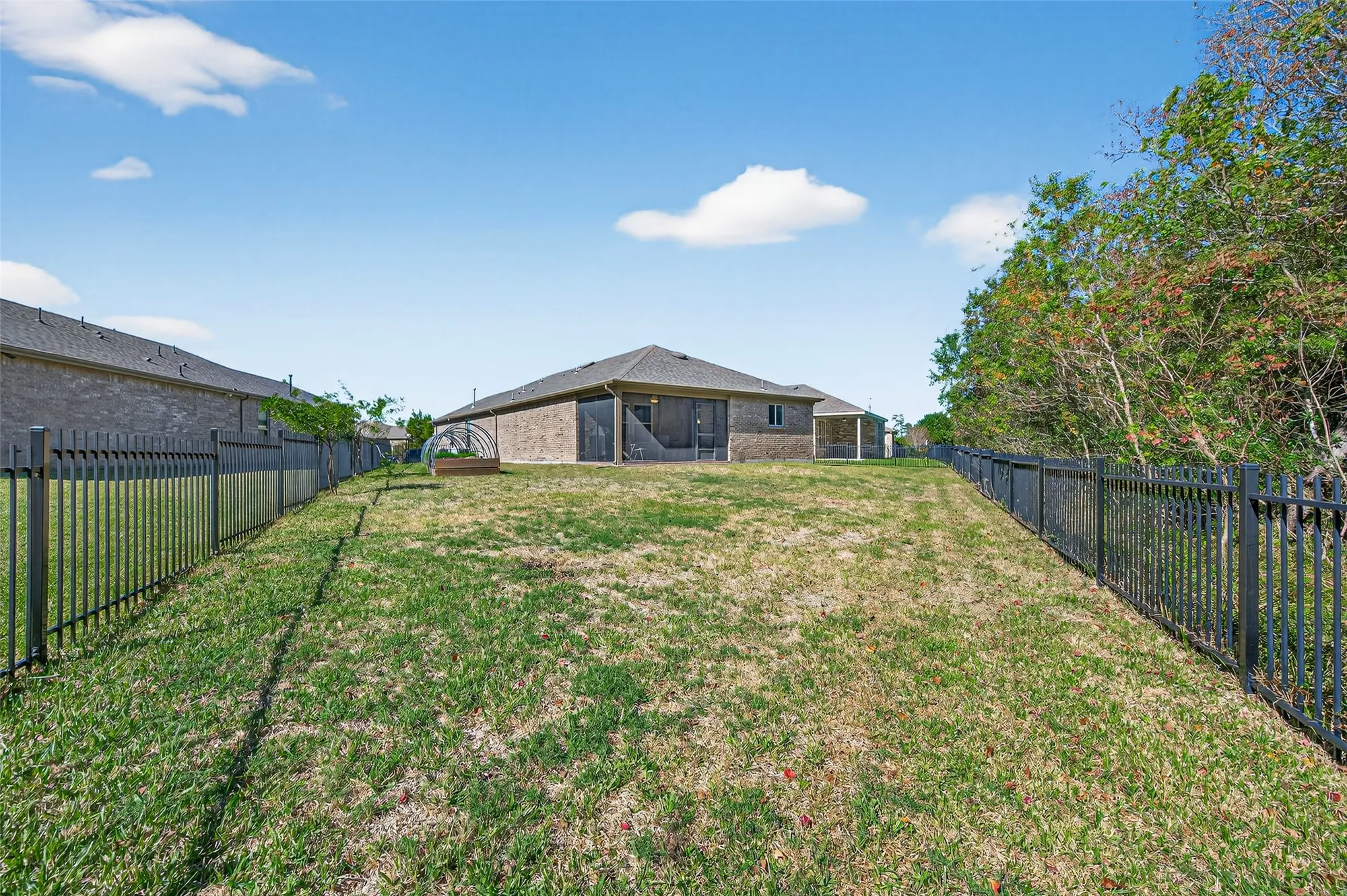 Property Slideshow image 7 of 42 | 269 flaxen chestnut, The Woodlands, TX, 77382