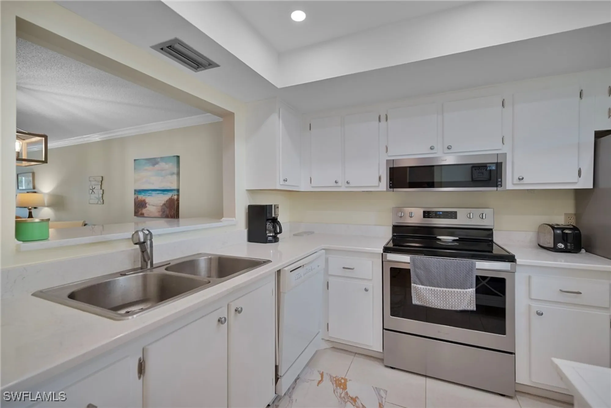 Property Slideshow image 4 of 15 | 3150 binnacle dr apt 207, Naples, FL, 34103