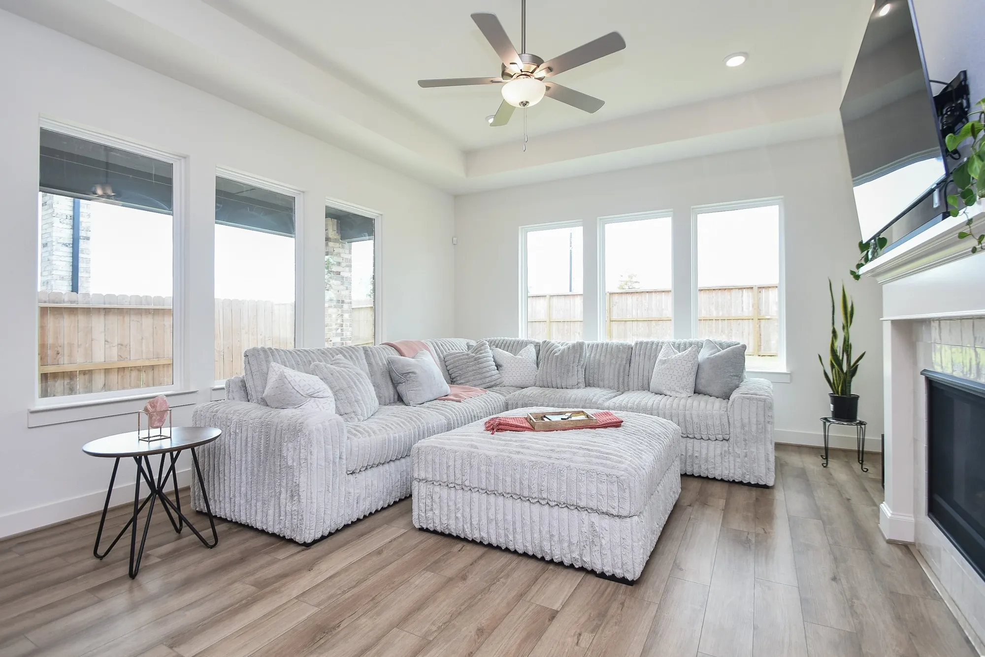 Property Slideshow image 10 of 32 | 31915 sky ridge ln, Fulshear, TX, 77441