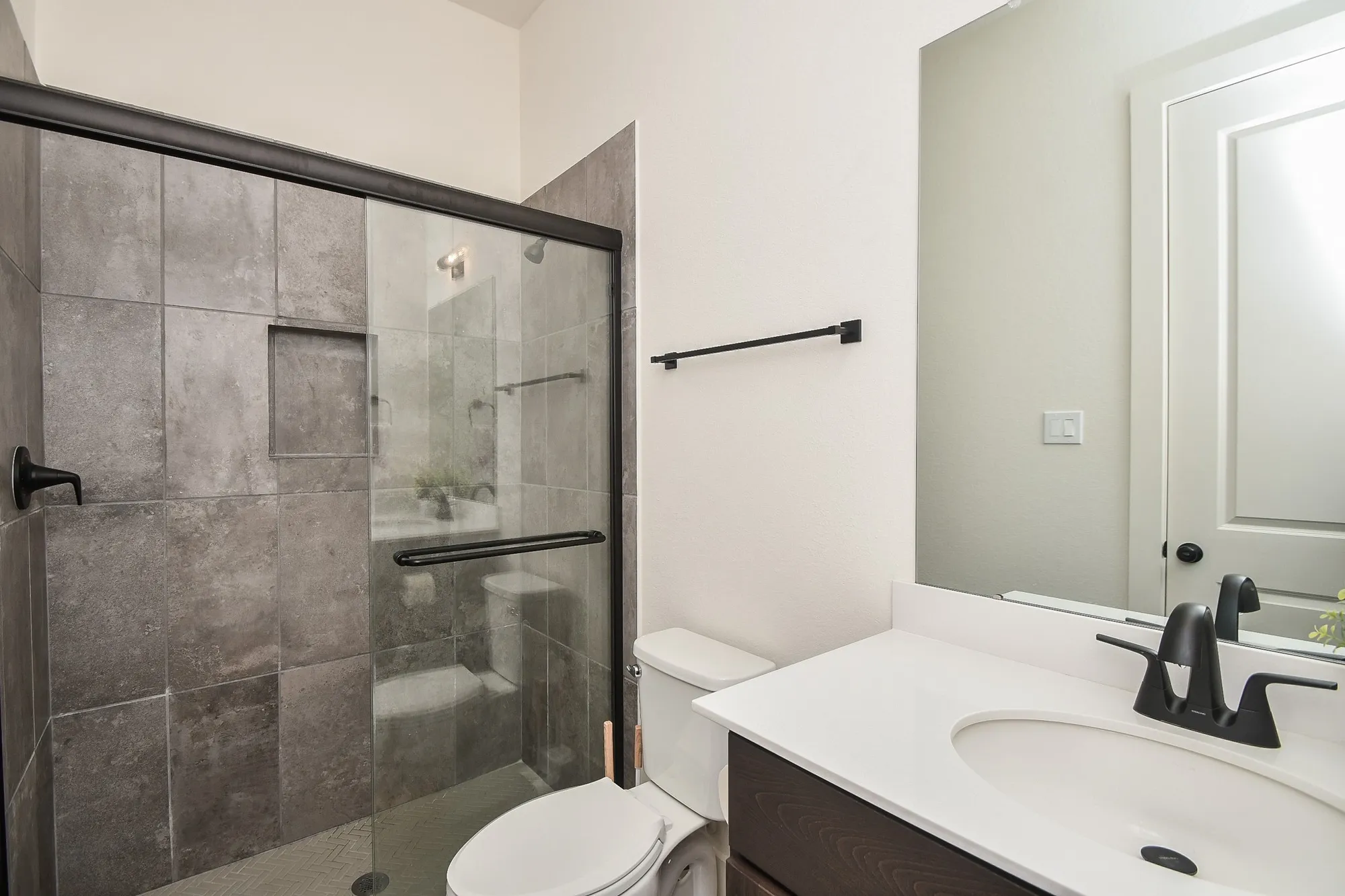 Property Slideshow image 27 of 32 | 31915 sky ridge ln, Fulshear, TX, 77441