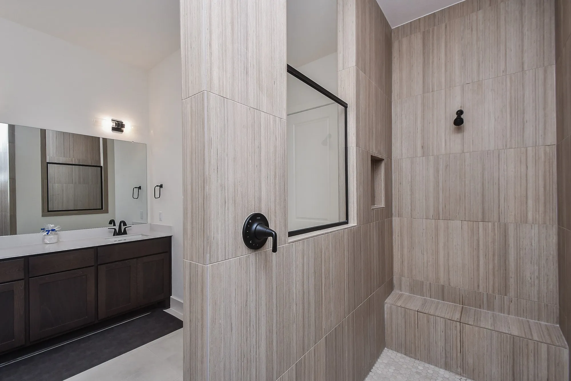 Property Slideshow image 20 of 32 | 31915 sky ridge ln, Fulshear, TX, 77441