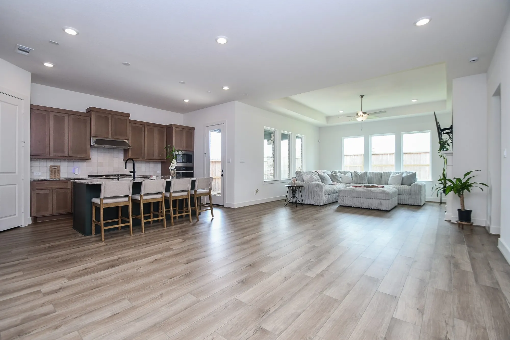 Property Slideshow image 6 of 32 | 31915 sky ridge ln, Fulshear, TX, 77441