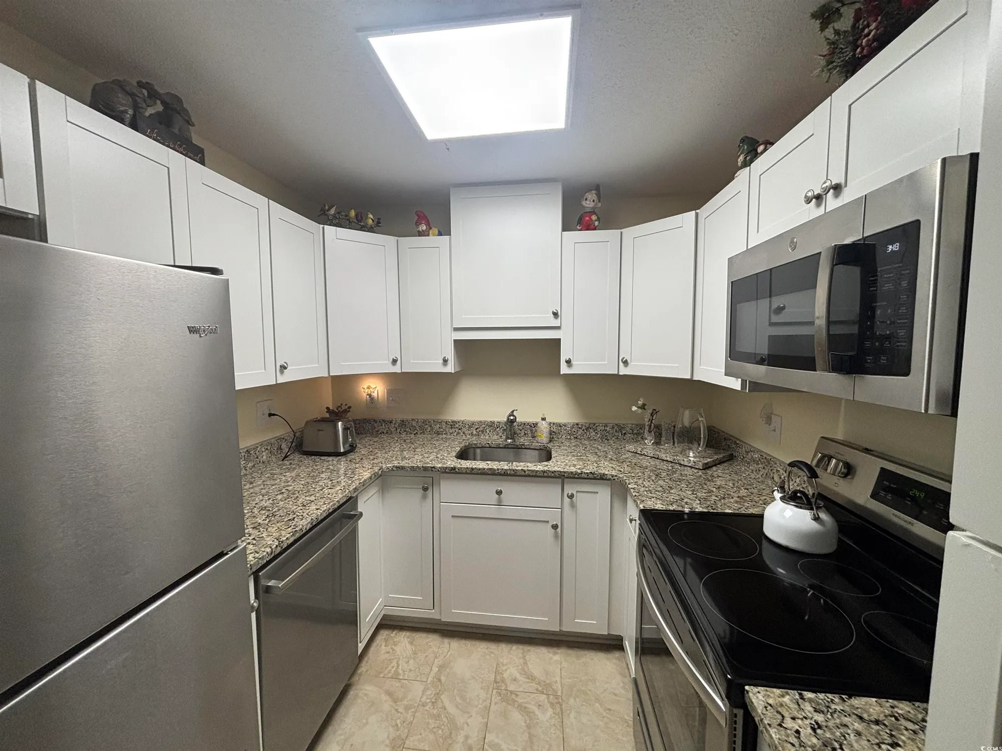 Property Slideshow image 5 of 21 | 5001 little river rd e-107, Myrtle Beach, SC, 29577