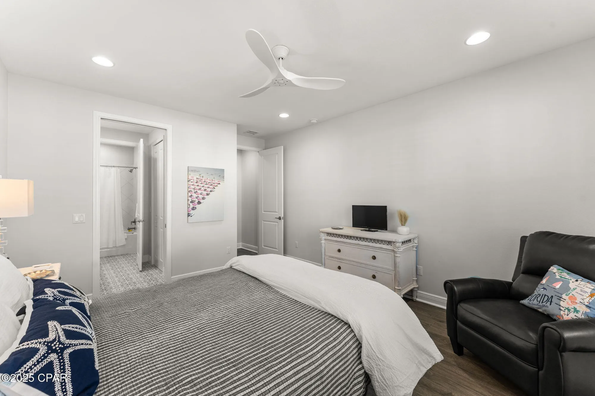 Property Slideshow image 21 of 112 | 8325 fins up ct, Panama City Beach, FL, 32413