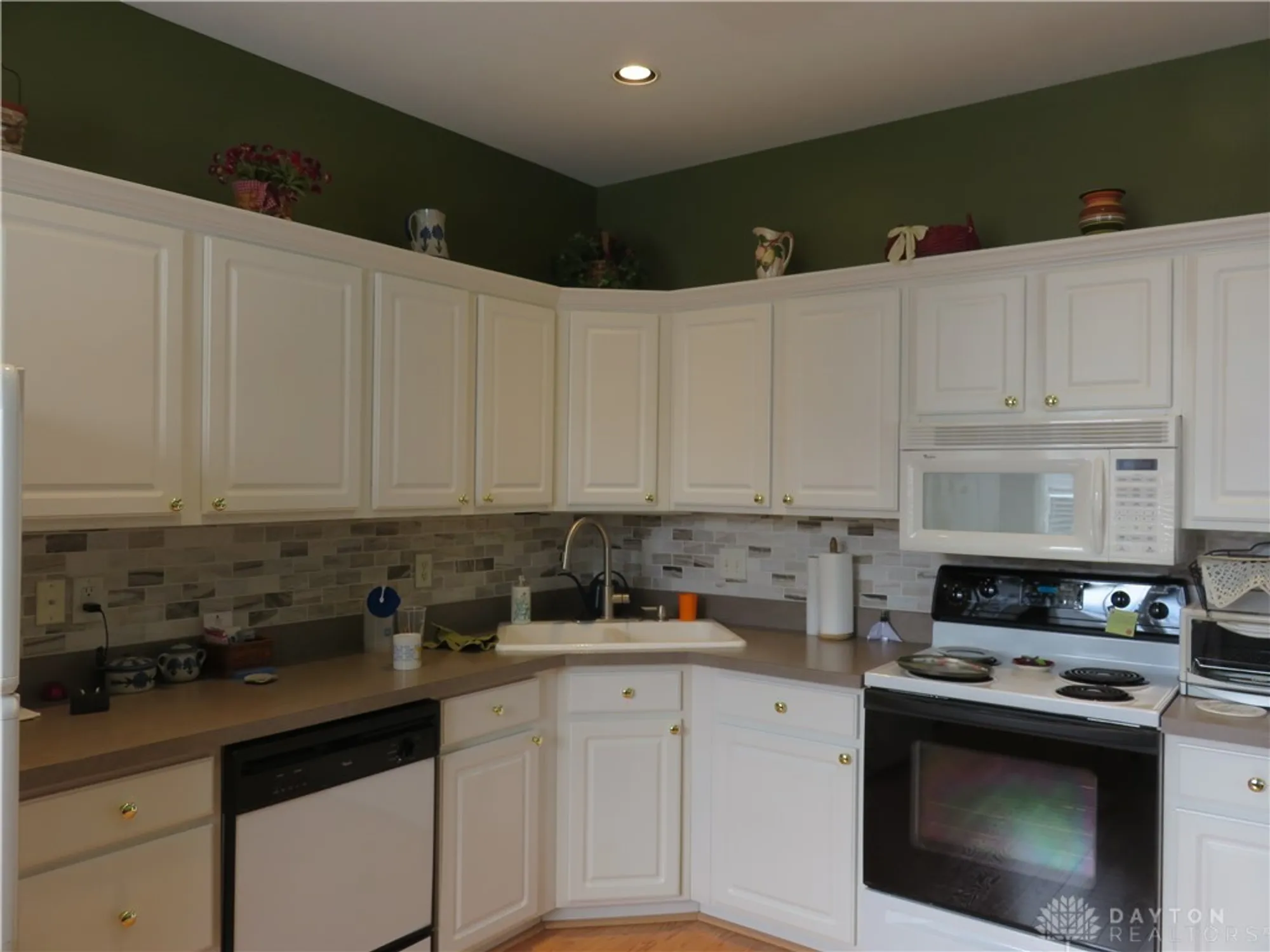 Property Slideshow image 11 of 49 | 9036 waterway ct 14, Miamisburg, OH, 45342