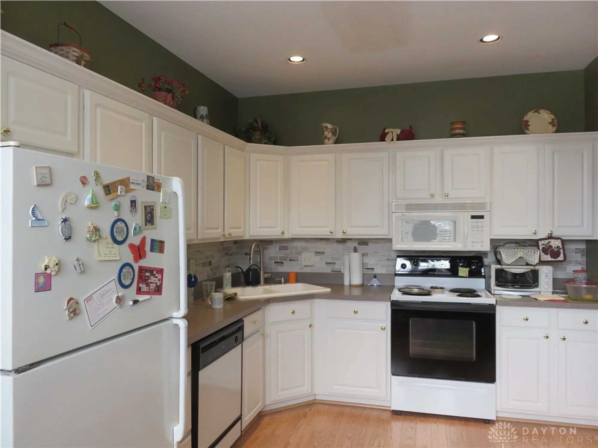 Property Slideshow image 12 of 49 | 9036 waterway ct 14, Miamisburg, OH, 45342