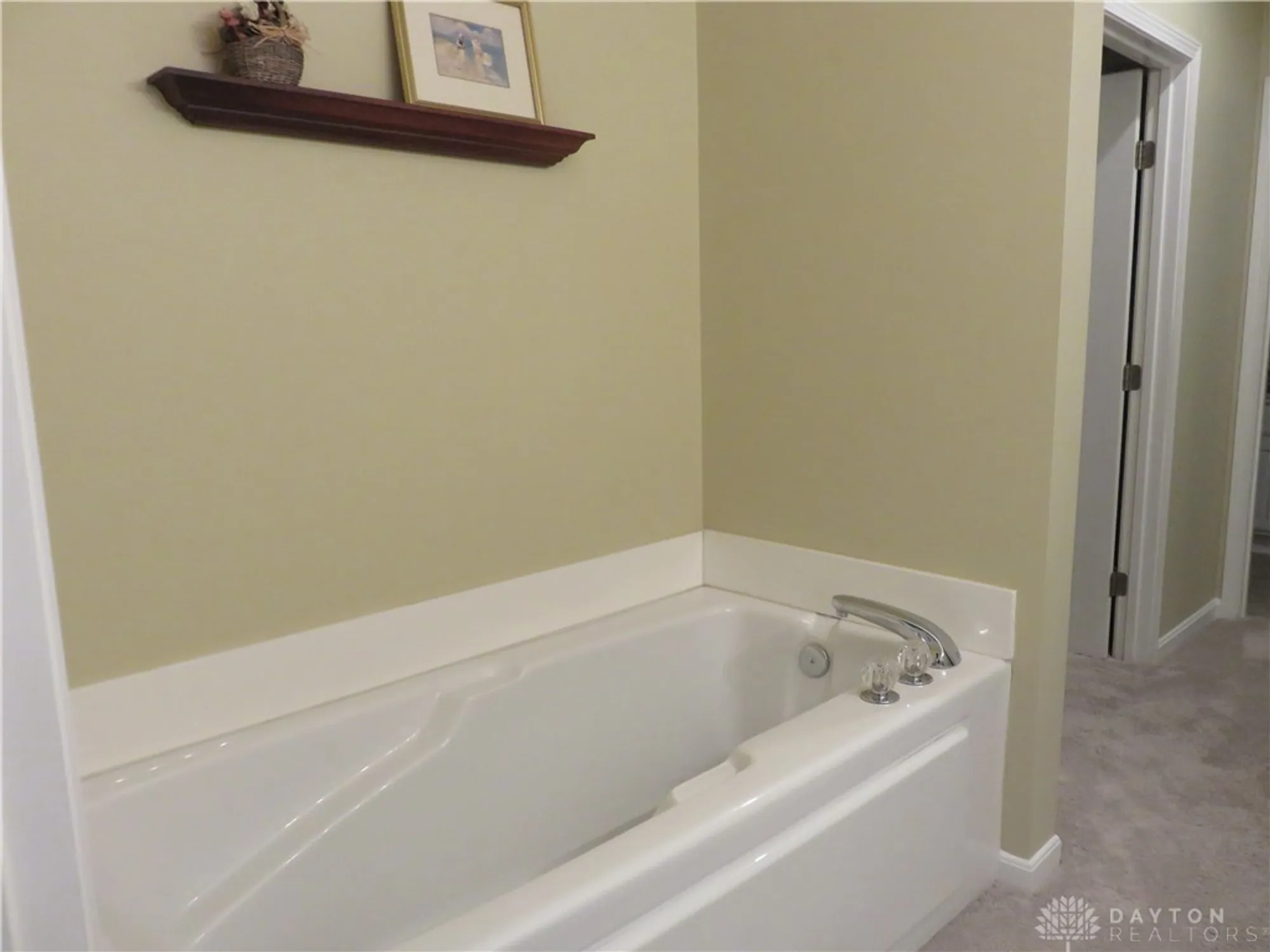 Property Slideshow image 21 of 49 | 9036 waterway ct 14, Miamisburg, OH, 45342