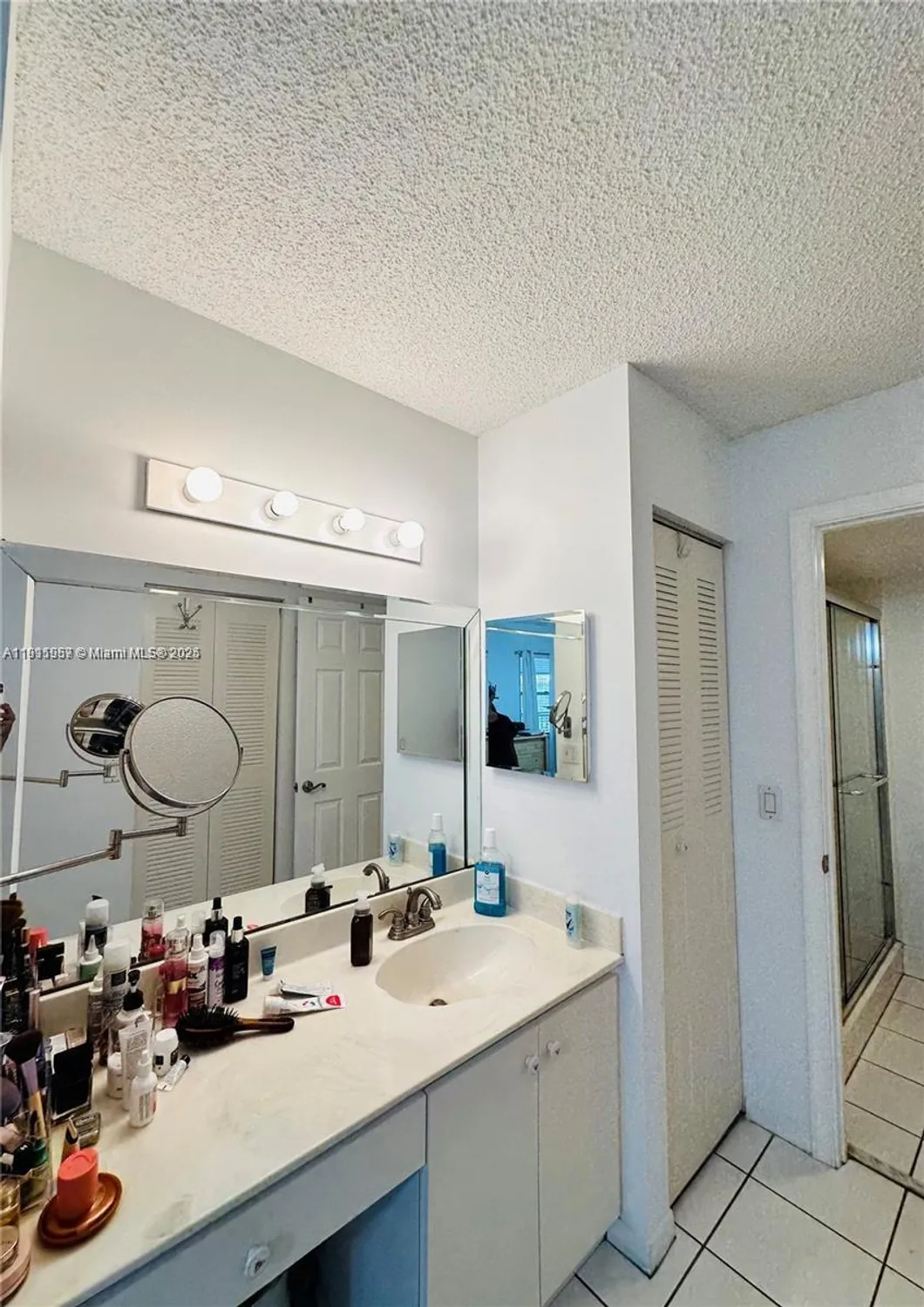 Property Slideshow image 10 of 29 | 1400 sw 124th ter apt 402q, Pembroke Pines, FL, 33027