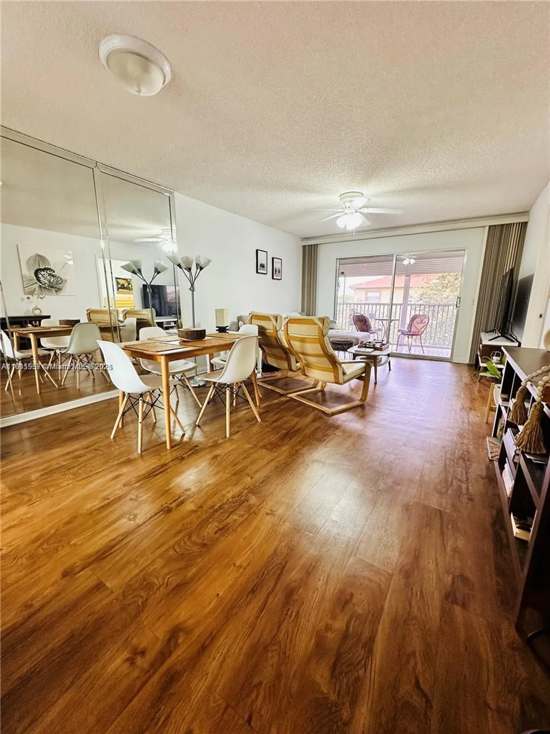 Property Slideshow image 2 of 29 | 1400 sw 124th ter apt 402q, Pembroke Pines, FL, 33027