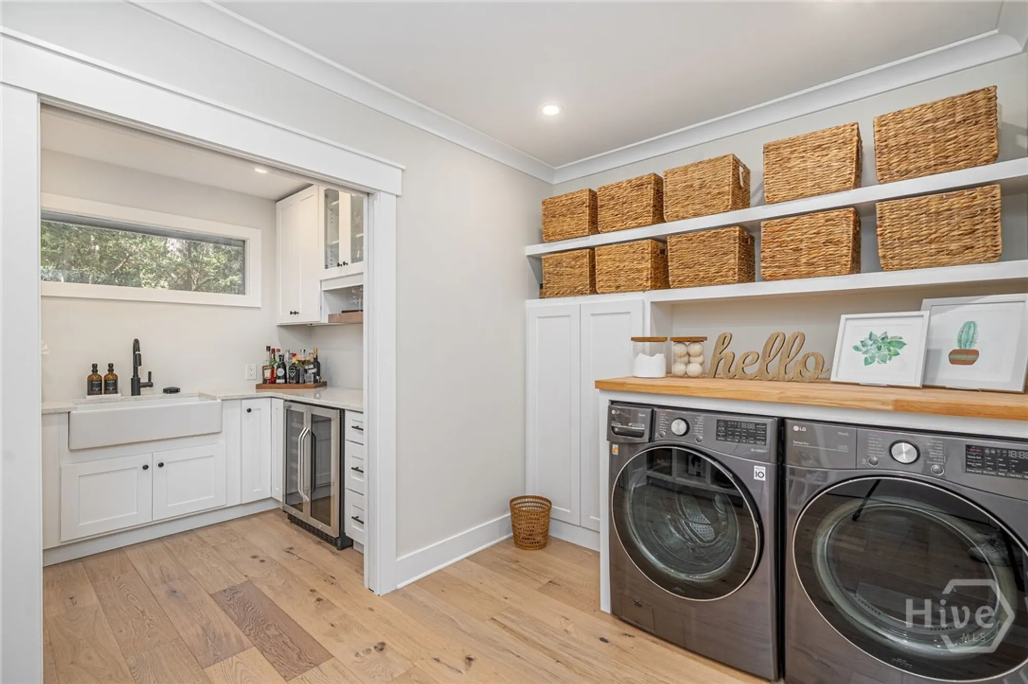 Property Slideshow image 13 of 27 | 10 howley ln, Savannah, GA, 31411