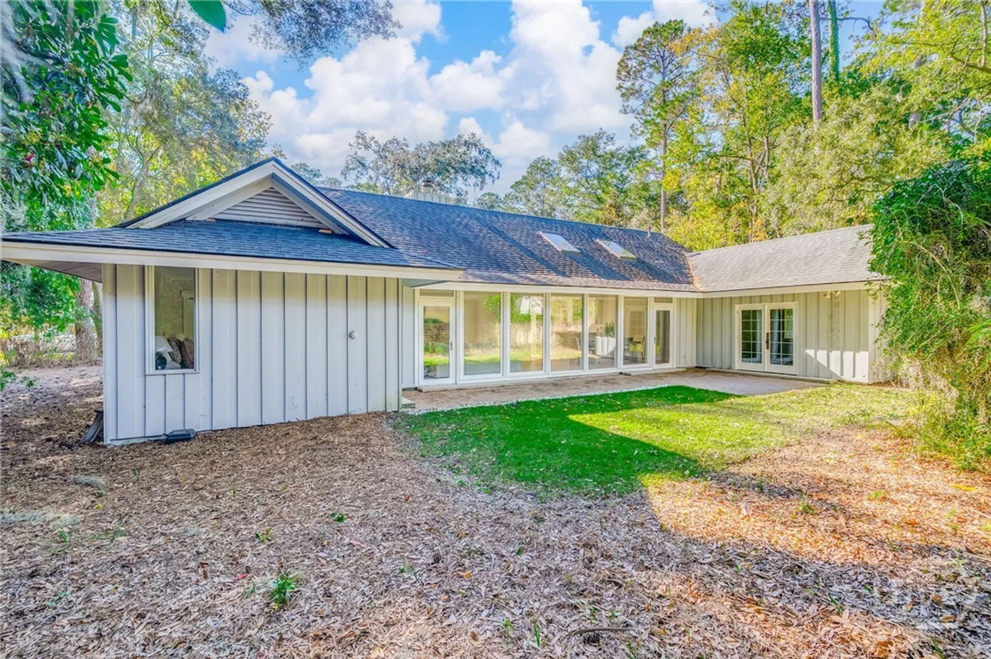 Property Slideshow image 27 of 27 | 10 howley ln, Savannah, GA, 31411