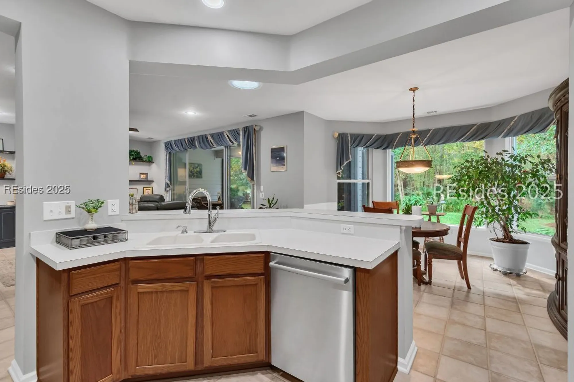 Property Slideshow image 13 of 32 | 25 hamilton dr, Bluffton, SC, 29909