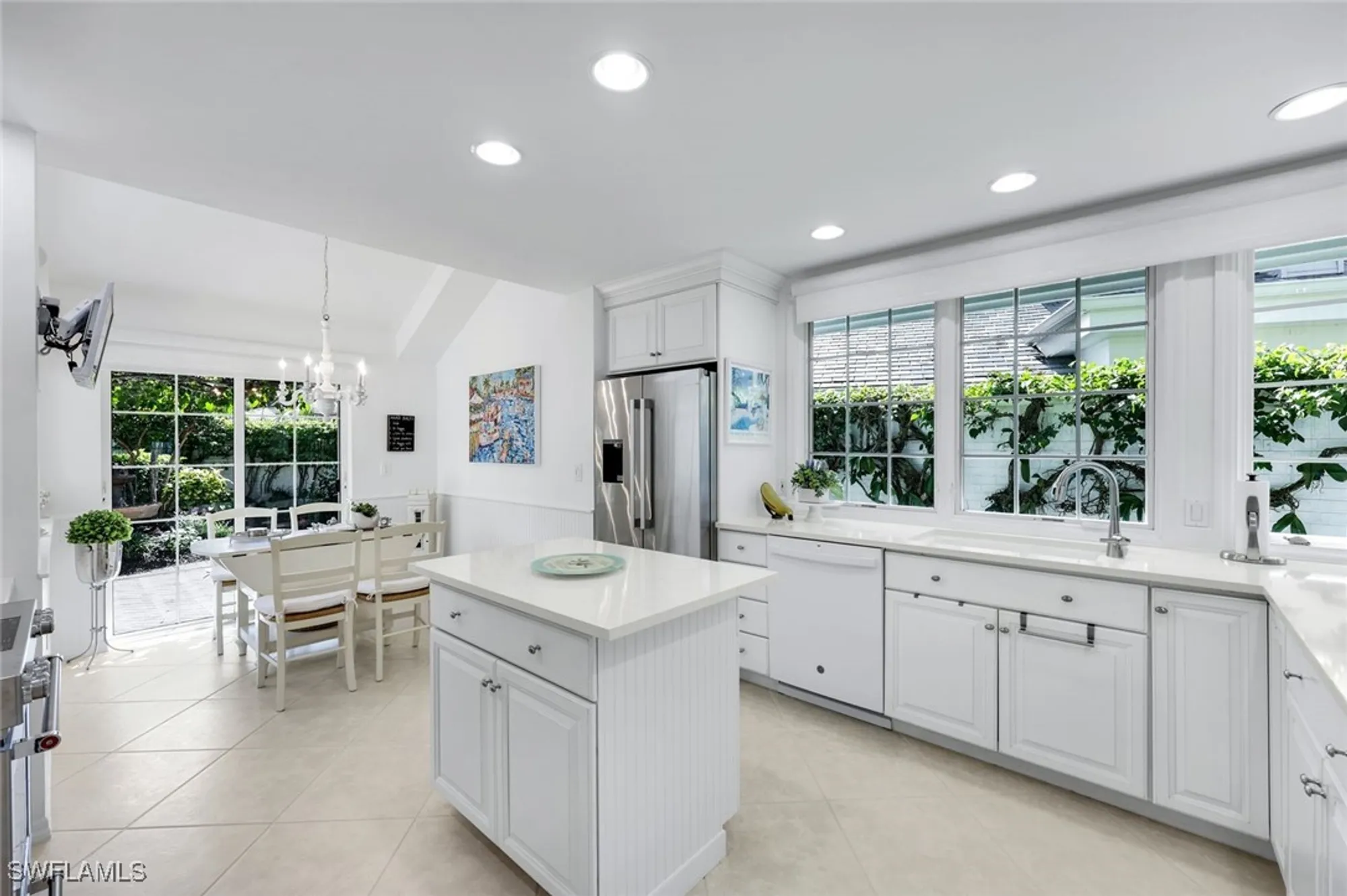Property Slideshow image 14 of 38 | 635 bridgeway ln, Naples, FL, 34108