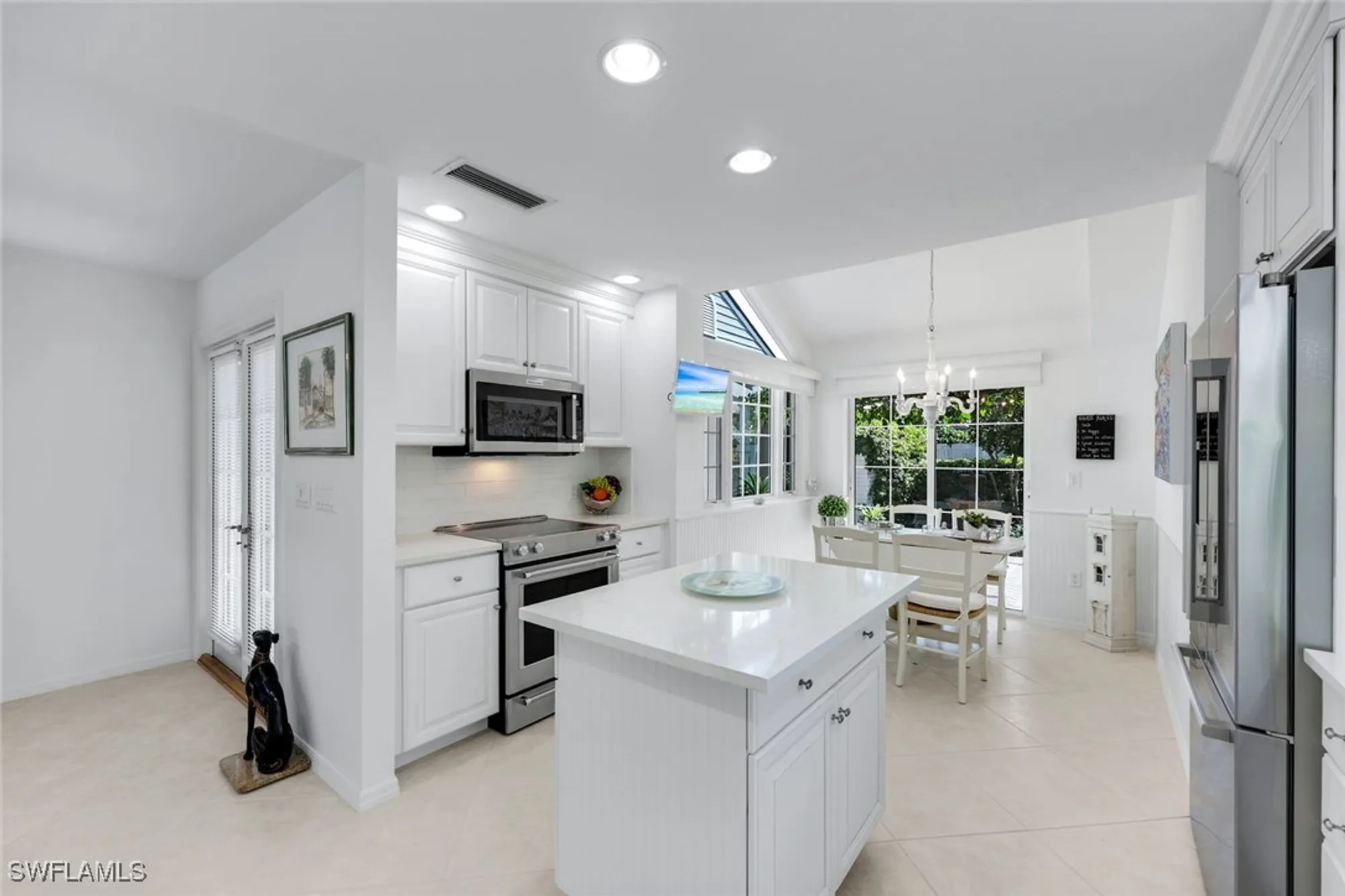 Property Slideshow image 15 of 38 | 635 bridgeway ln, Naples, FL, 34108