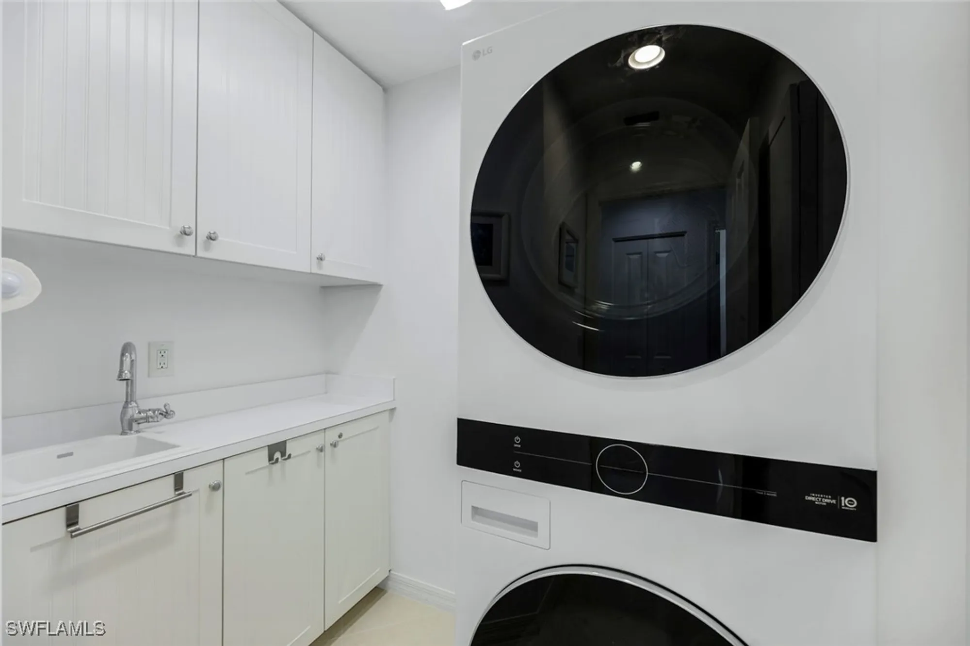 Property Slideshow image 28 of 38 | 635 bridgeway ln, Naples, FL, 34108