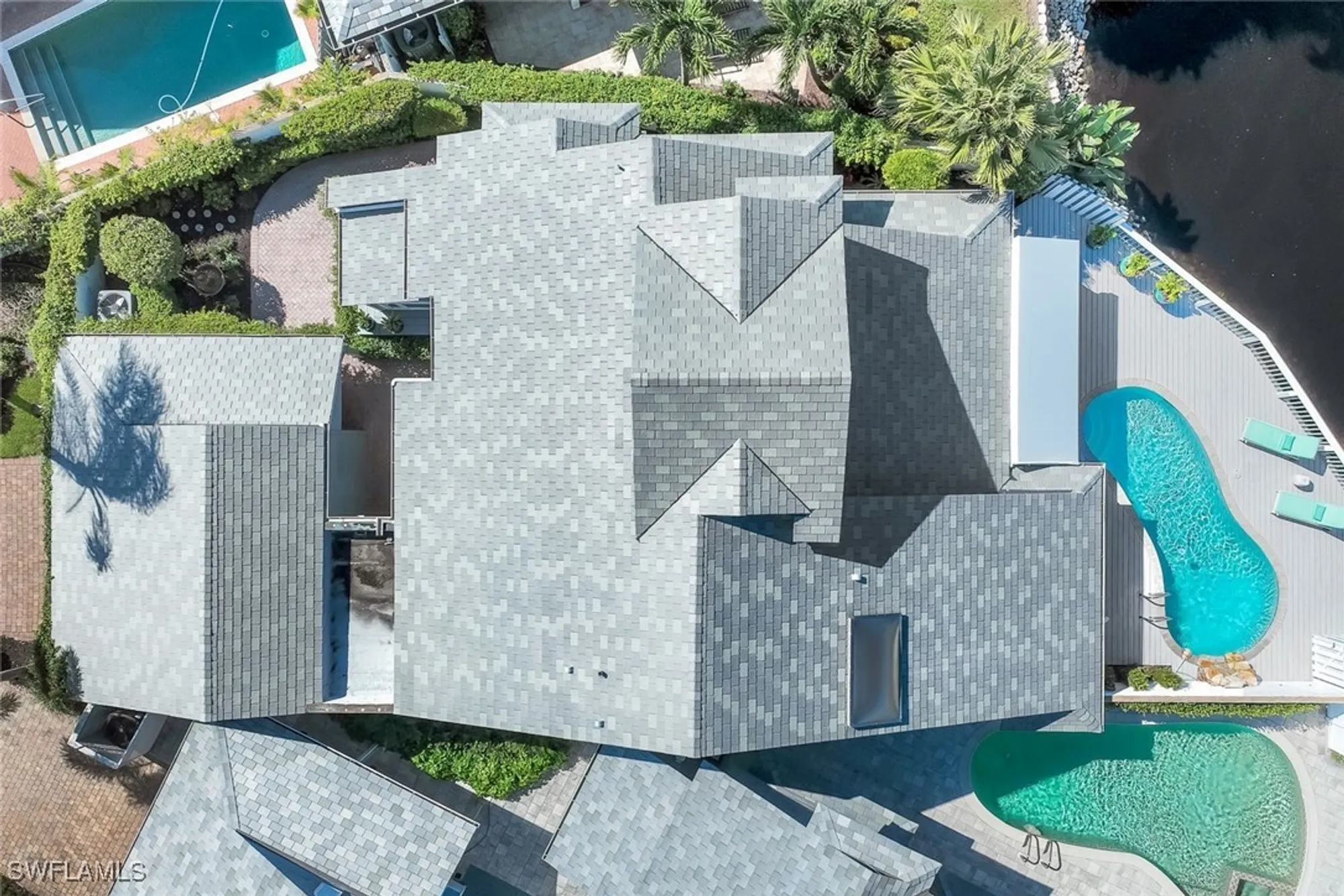 Property Slideshow image 36 of 38 | 635 bridgeway ln, Naples, FL, 34108