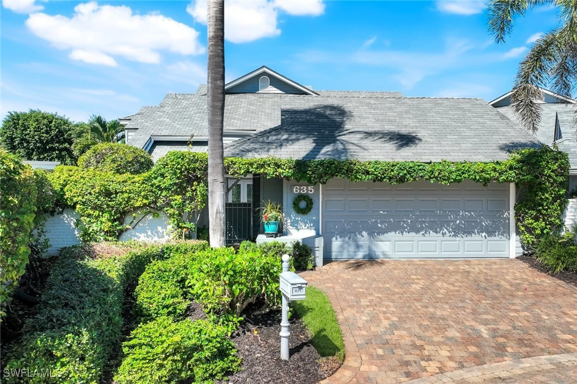 Property Slideshow image 33 of 38 | 635 bridgeway ln, Naples, FL, 34108