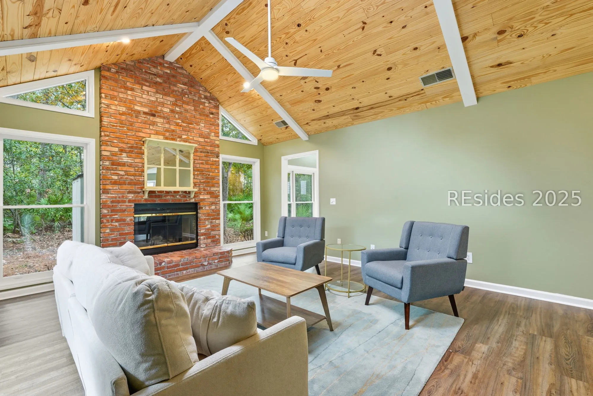 Property Slideshow image 2 of 27 | 7 trails end rd, Hilton Head Island, SC, 29926