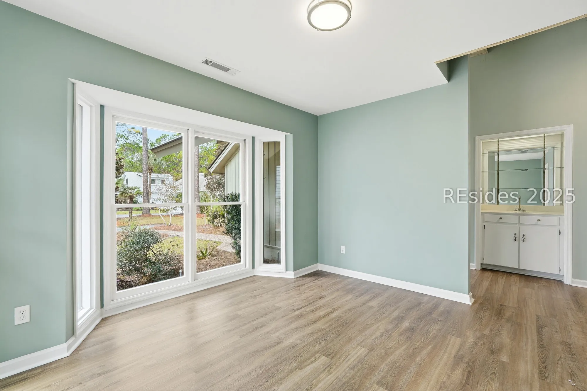 Property Slideshow image 7 of 27 | 7 trails end rd, Hilton Head Island, SC, 29926